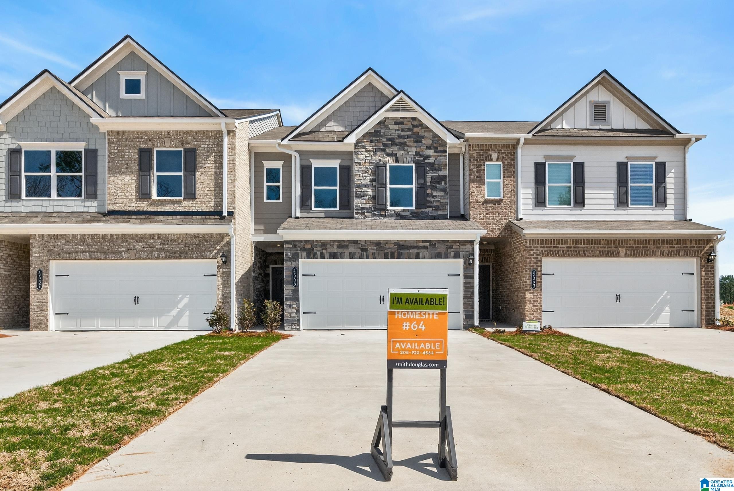 Homes for sale in Fultondale, AL | 4555 Village Parkway #11, Fultondale, AL 35068 | MLS# 21435791