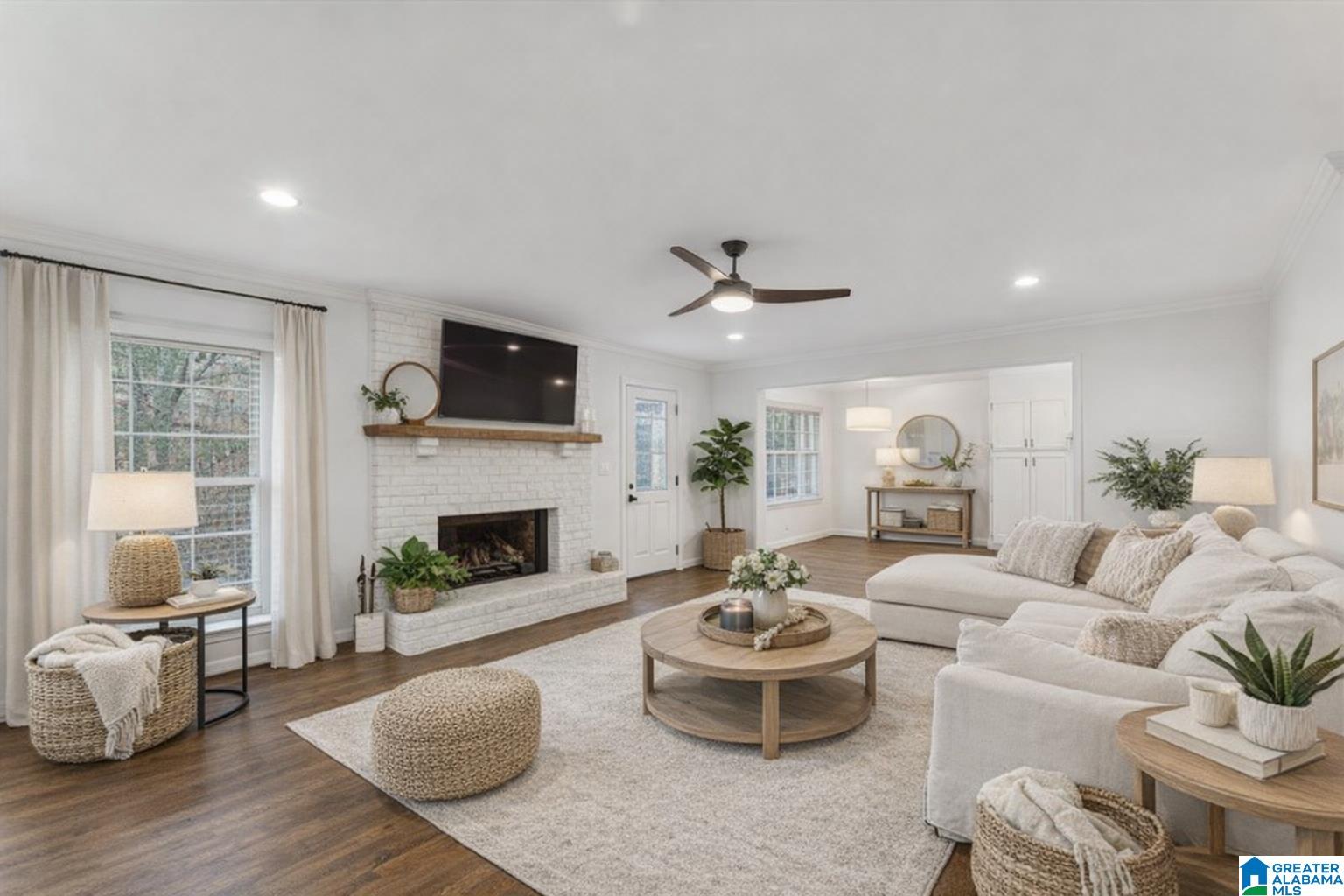 764 HEATHERWOOD DRIVE