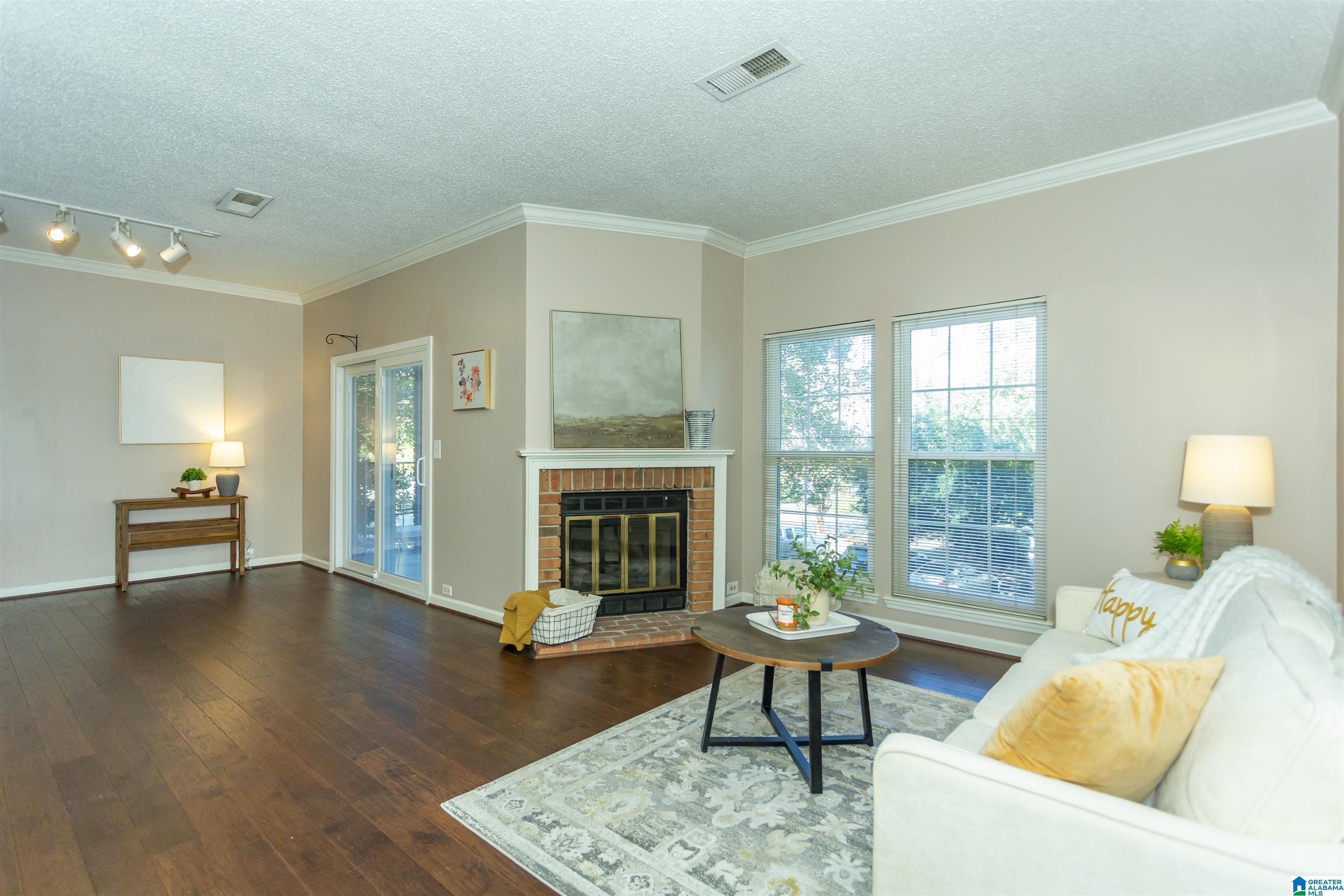 Homes for sale in Hoover, AL | 1974 Waterford Pl, Hoover, AL 35244 | MLS# 21435861