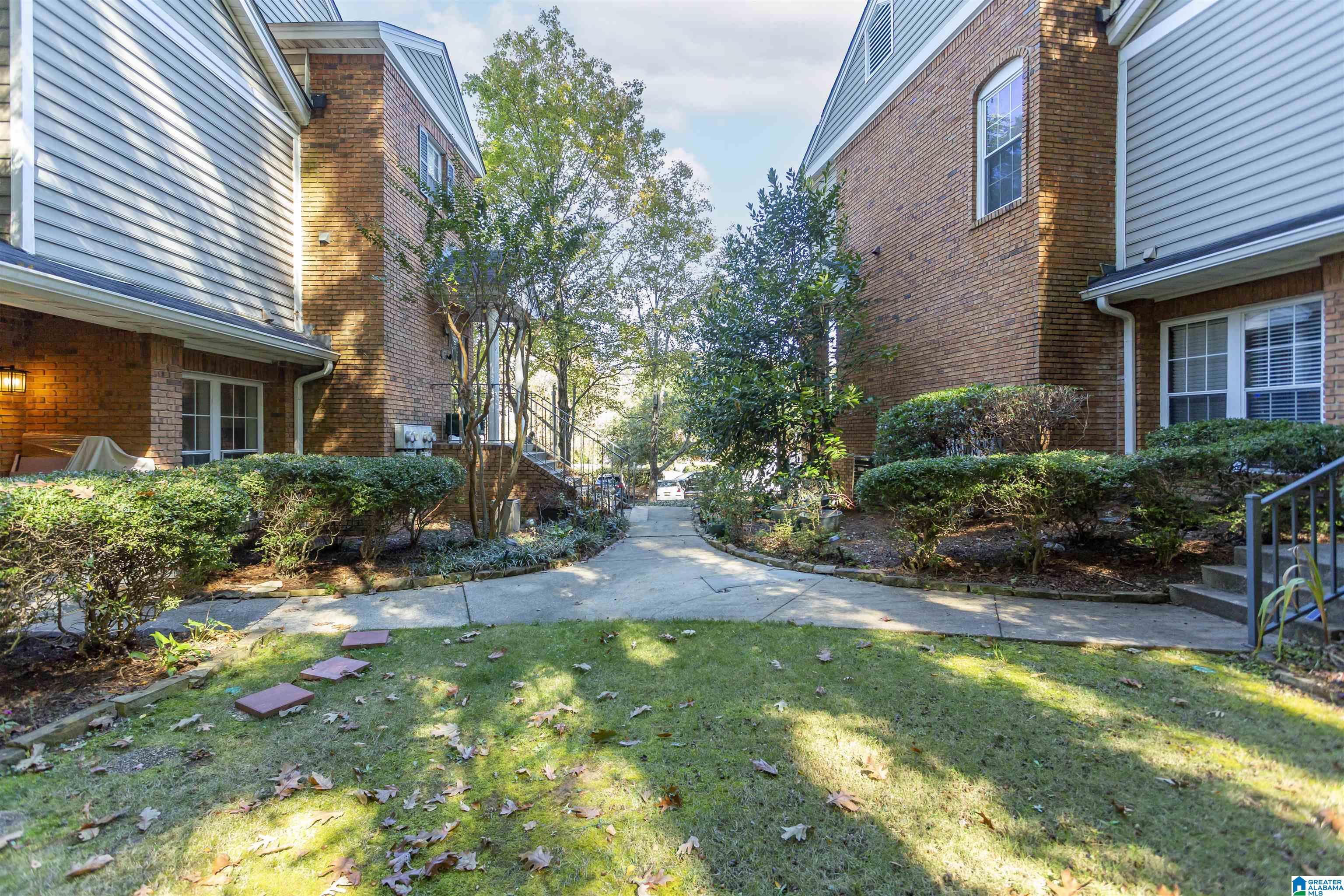 Homes for sale in Hoover, AL | 1974 Waterford Pl, Hoover, AL 35244 | MLS# 21435861