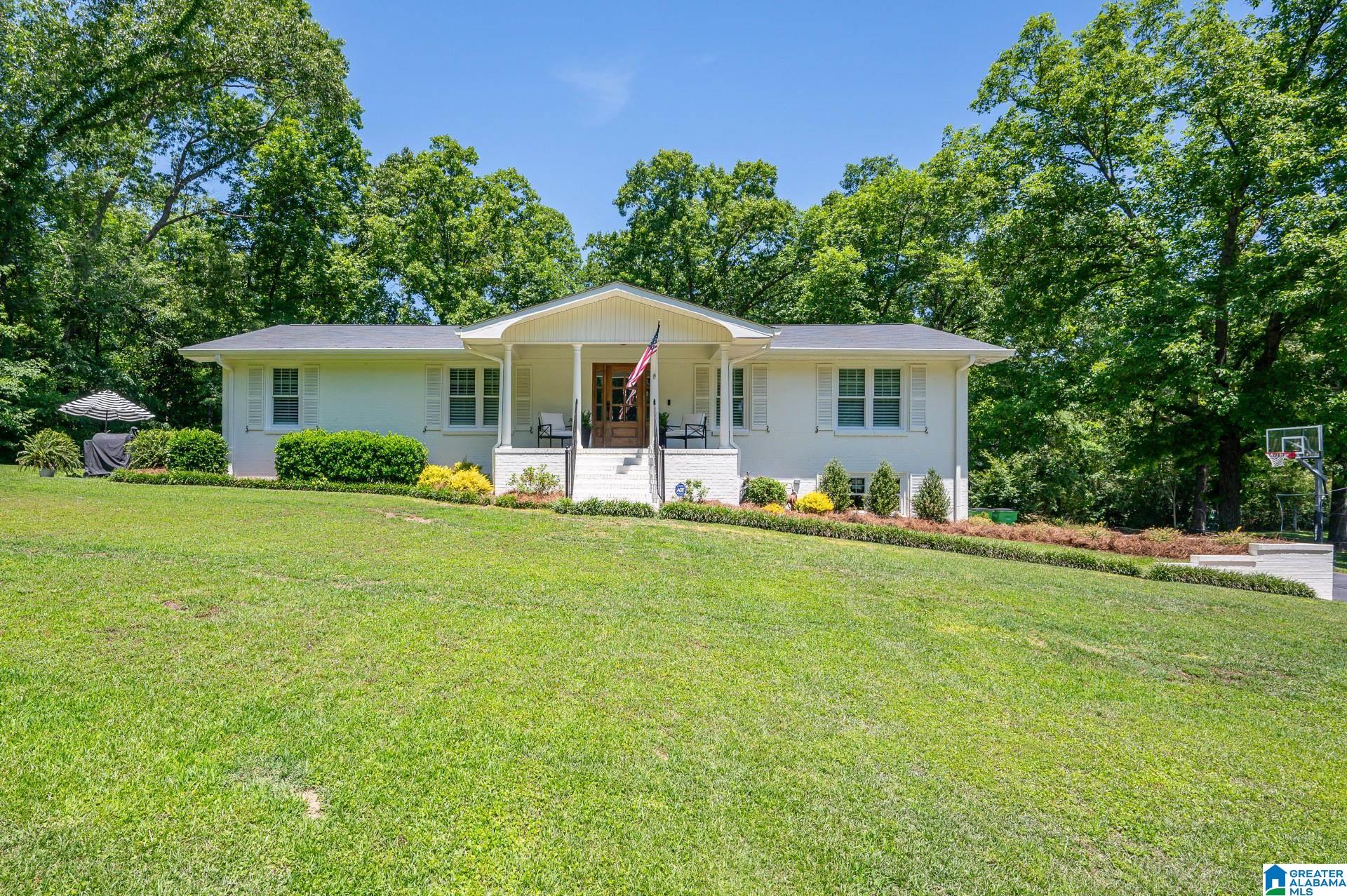 Photo 1 of Single family home for sale at 7050 Greenwood Lane, Leeds, AL 35094 | MLS# 21436097 | Listing updated on 2026-09-08