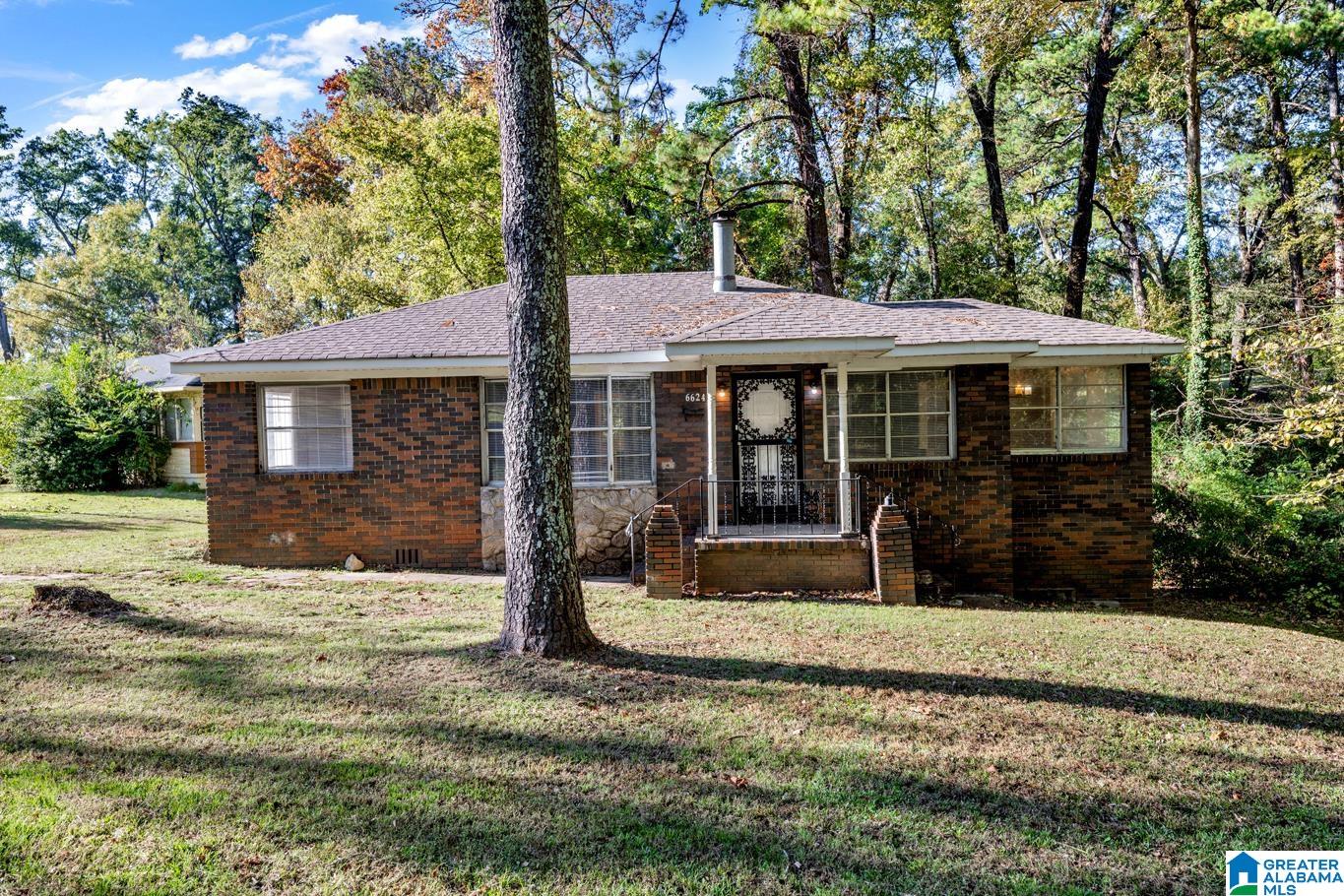 Homes for sale in Birmingham, AL | 6624 S 4th Avenue S, Birmingham, AL 35212 | MLS# 21436130