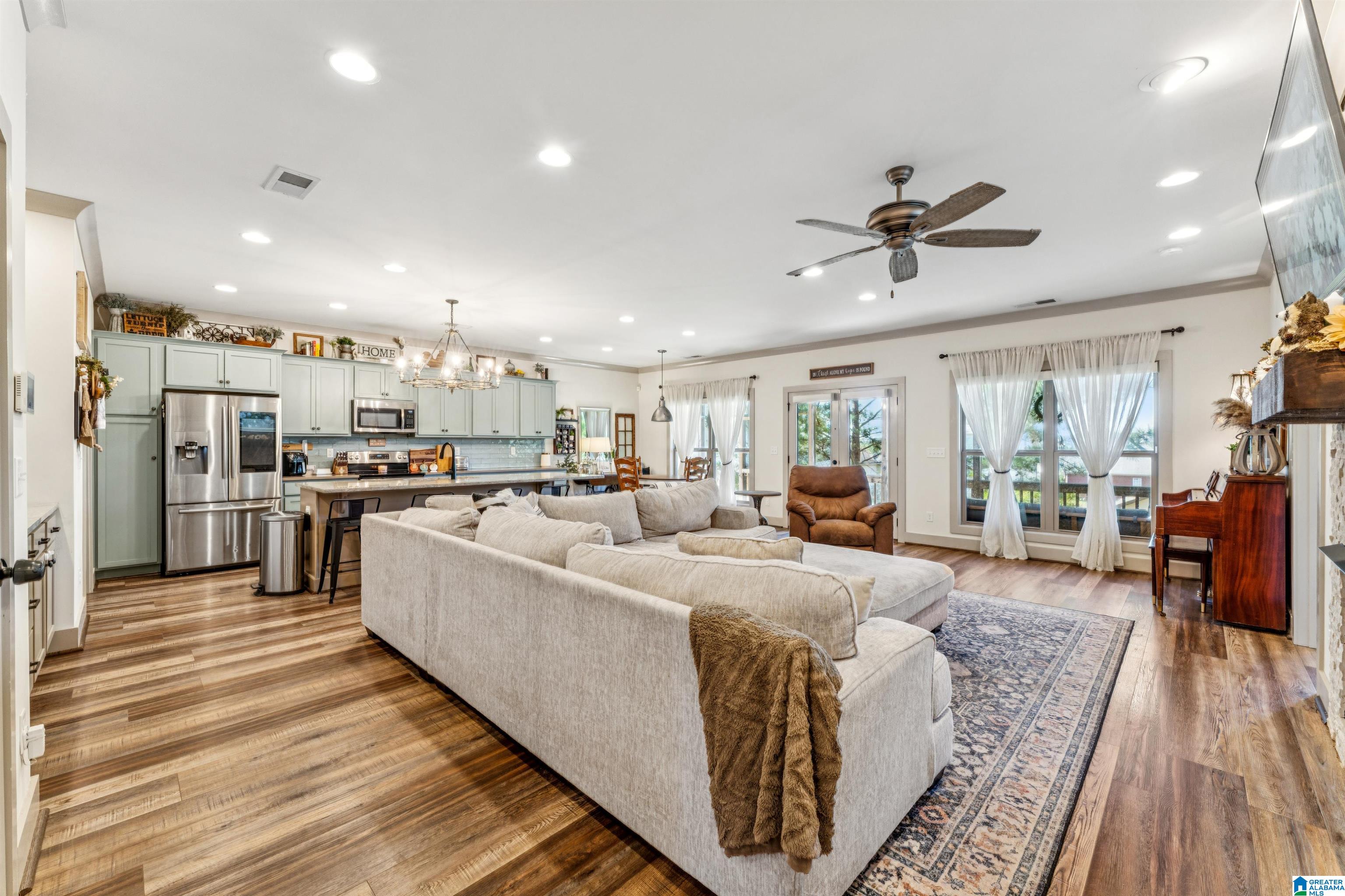 Homes for sale in Pell City, AL | 545 Oak Leaf Circle, Pell City, AL 35125 | MLS# 21436147