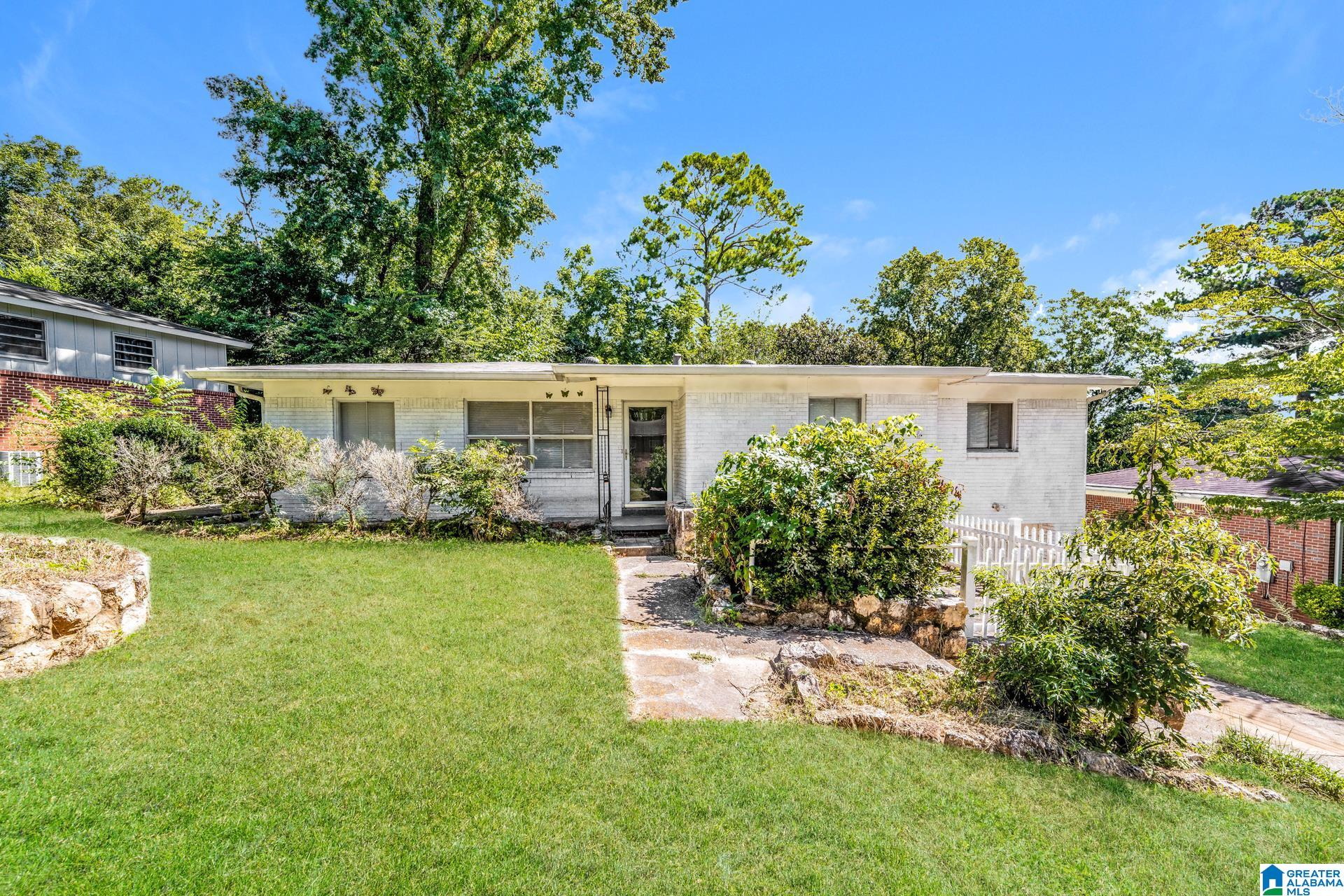 1317 HATFIELD LANE
