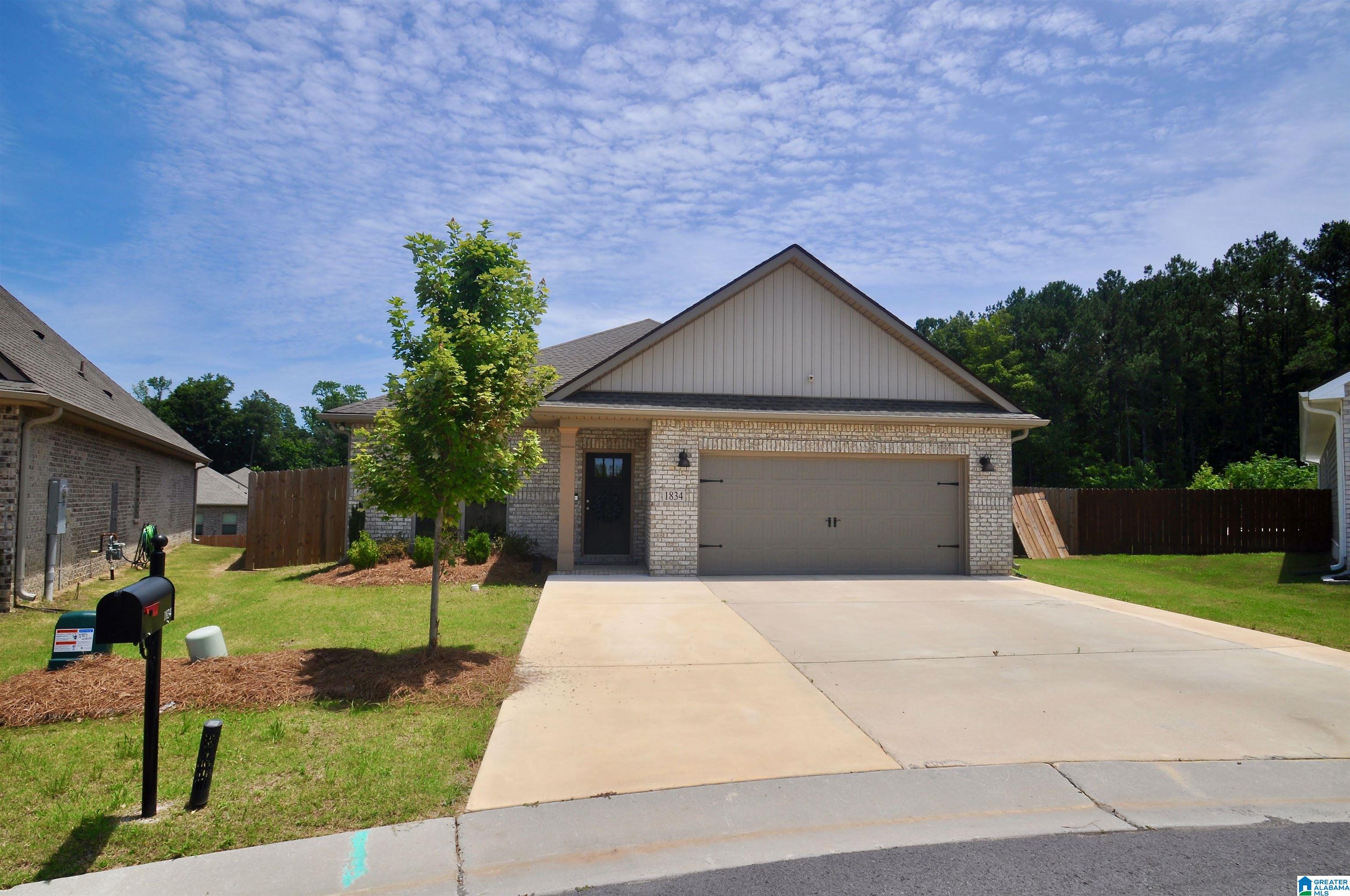 Homes for sale in Cullman, AL | 1834 Se Loebner Lane, Cullman, AL 35055 | MLS# 21436219