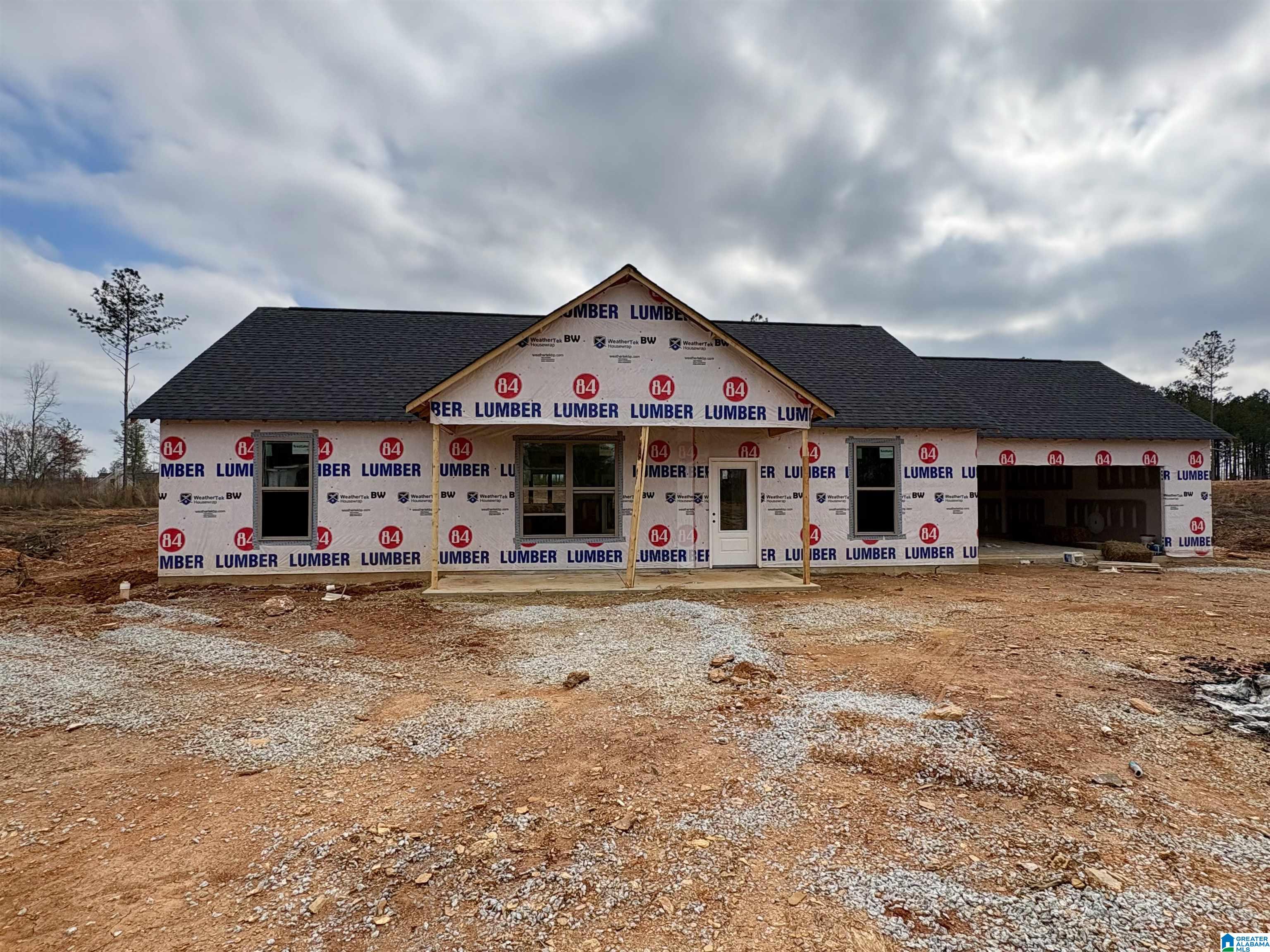 Homes for sale in Muscadine, AL | 89 County Road 664, Muscadine, AL 36269 | MLS# 21436296