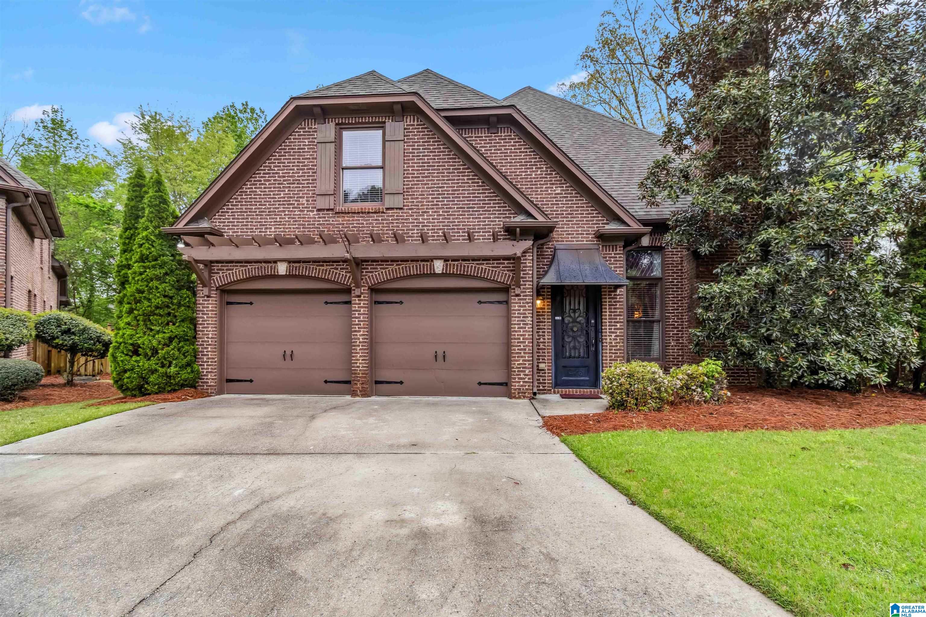 2119 SOUTHBRIDGE COURT