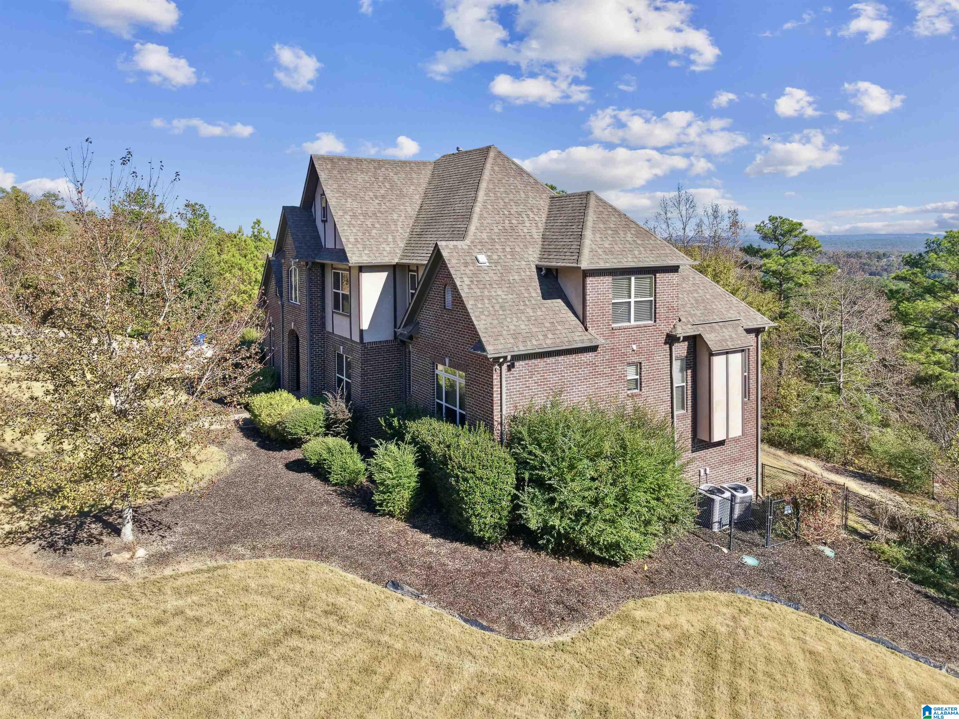 2nd image of 110 Sterling Lakes Dr, Helena, AL 35022 | MLS# 21436525