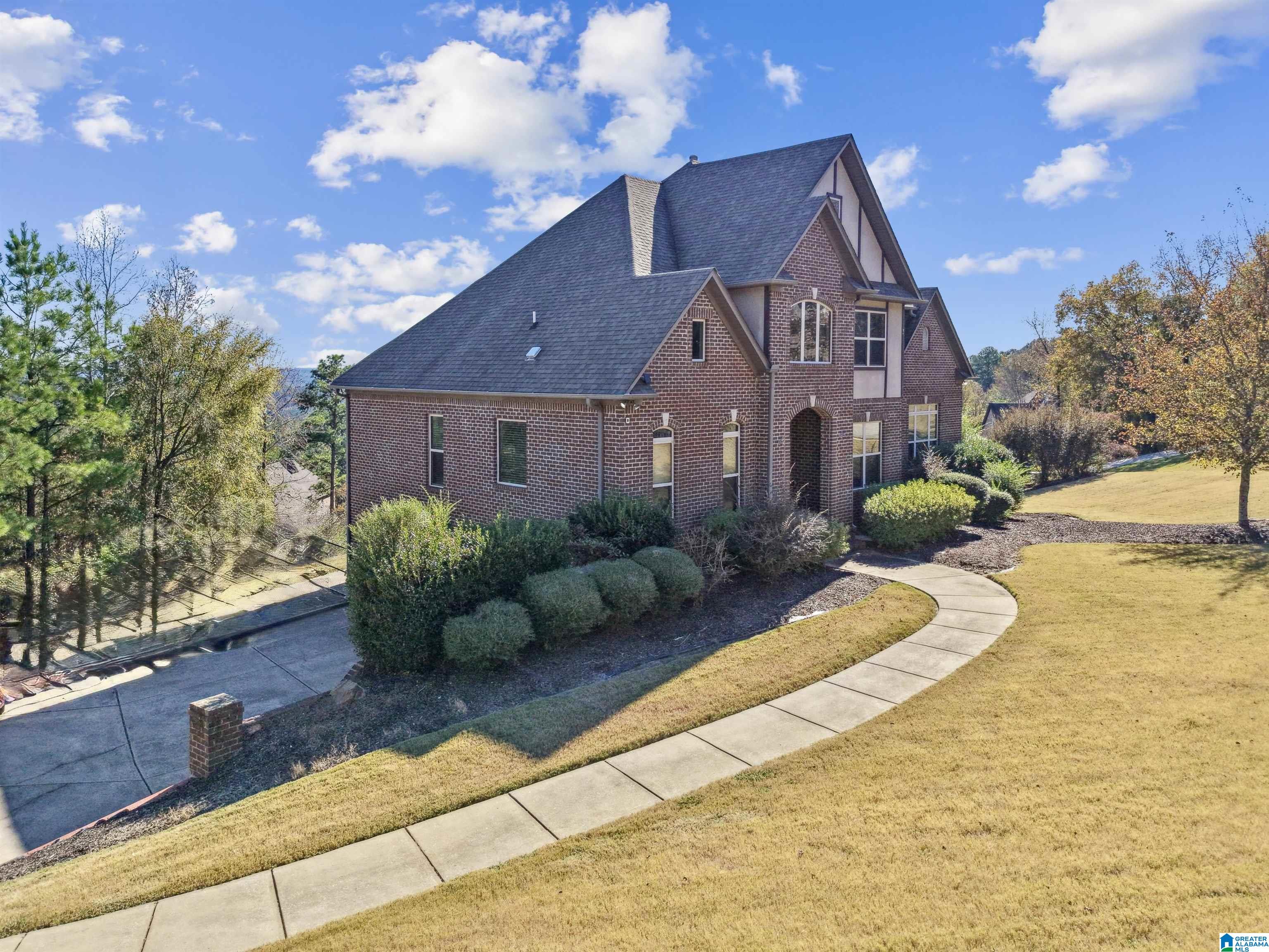 3rd image of 110 Sterling Lakes Dr, Helena, AL 35022 | MLS# 21436525