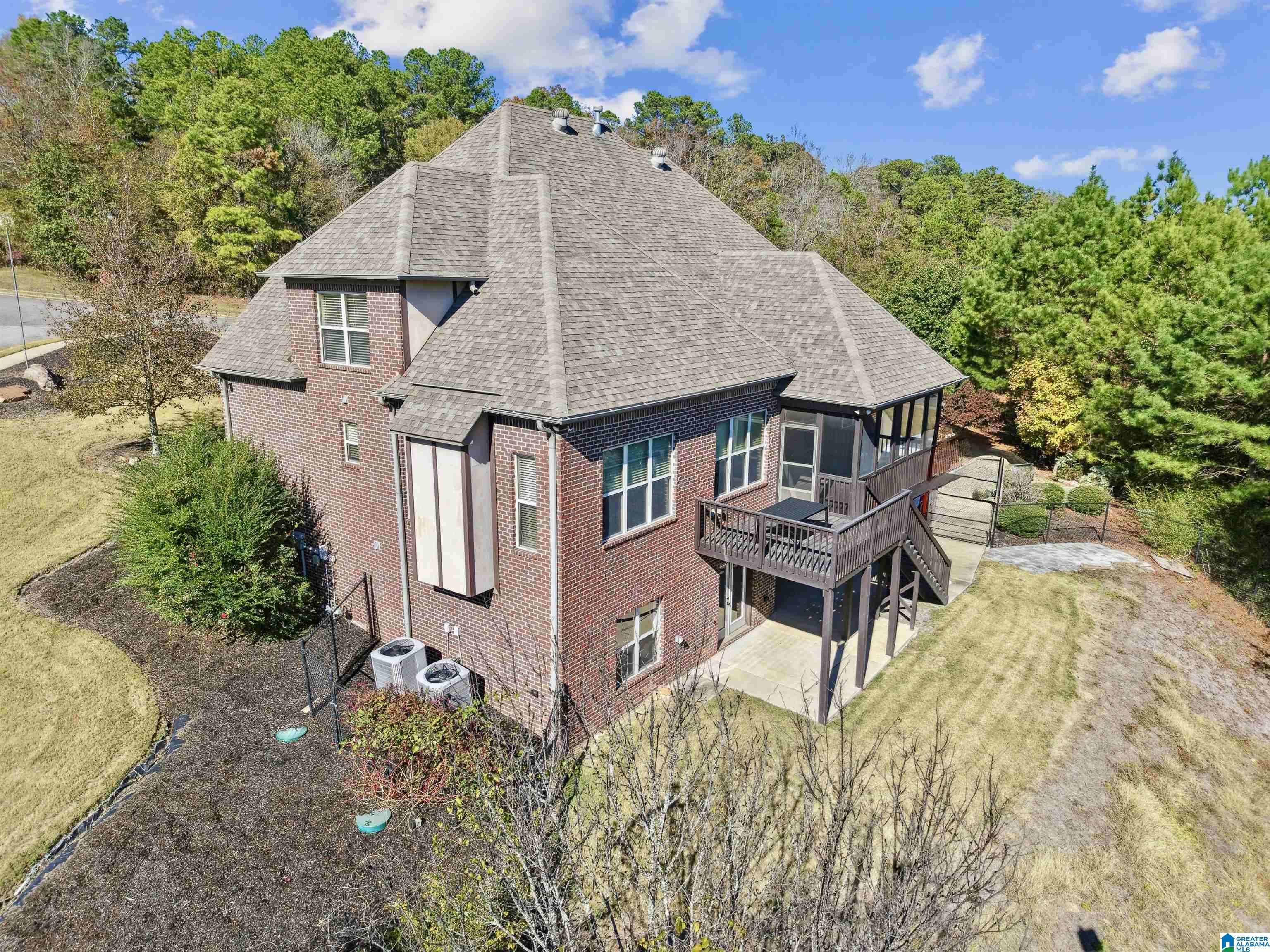 4th image of 110 Sterling Lakes Dr, Helena, AL 35022 | MLS# 21436525
