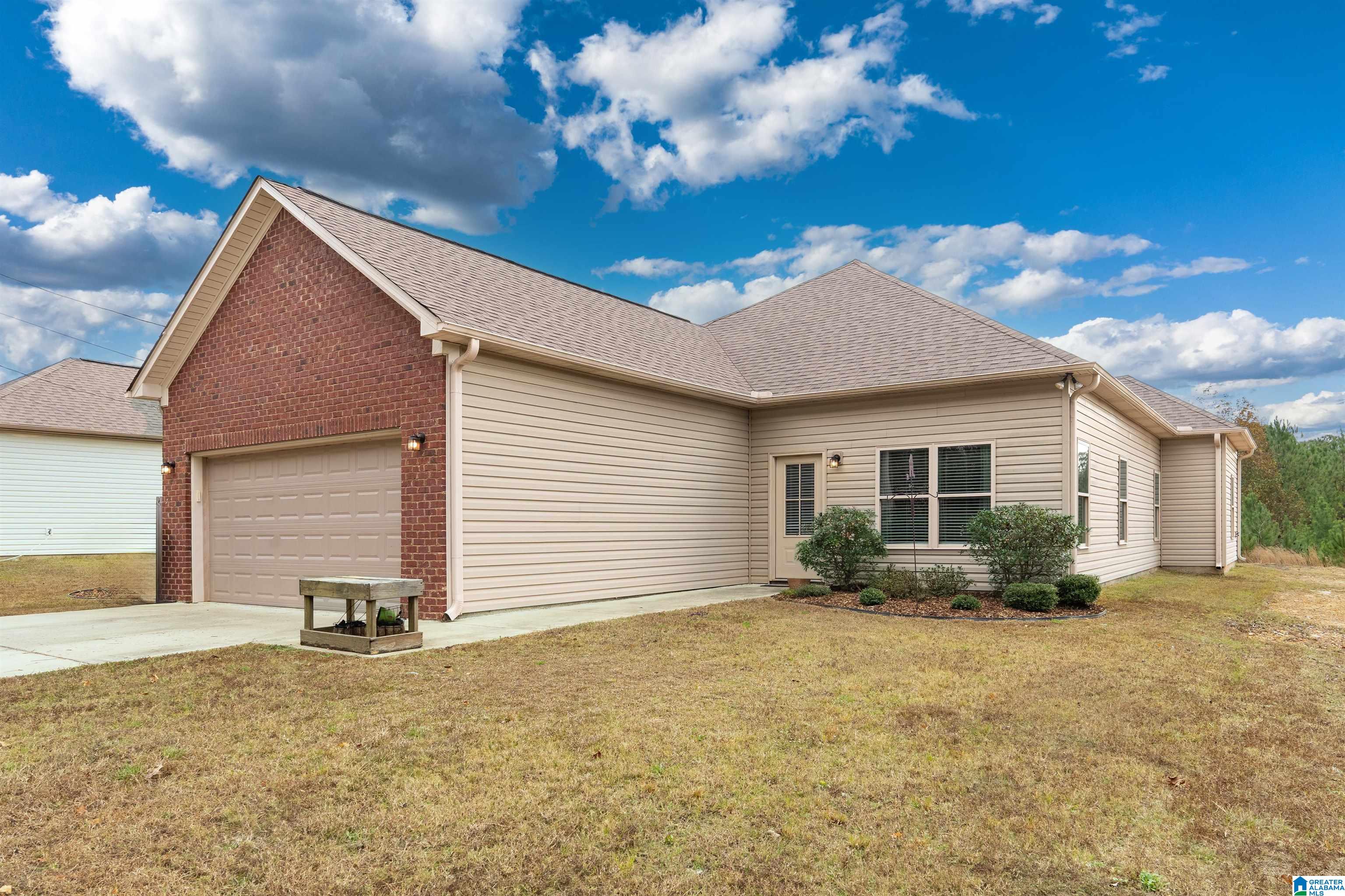 125 BATES LANE