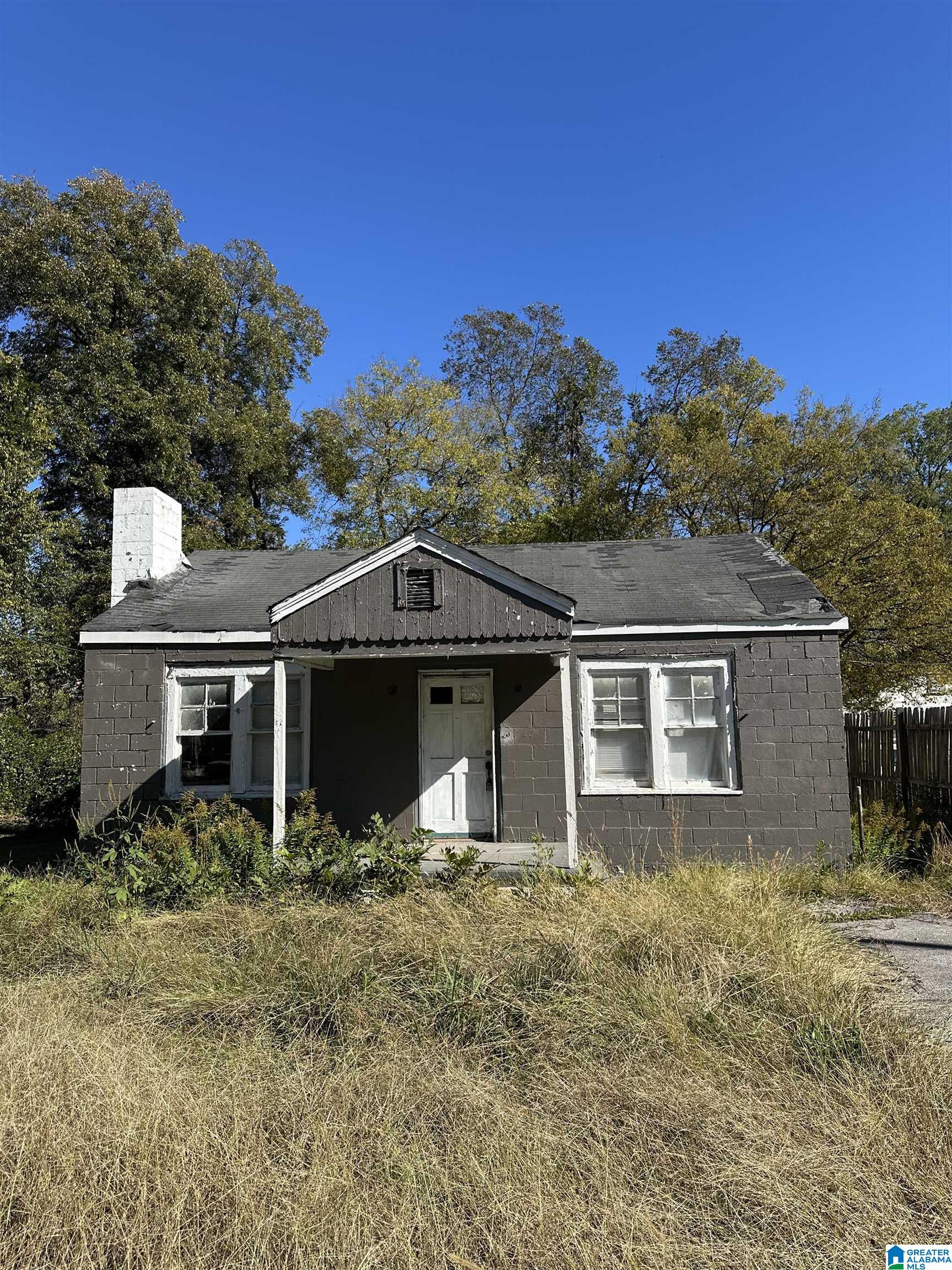 3021 BORDER STREET