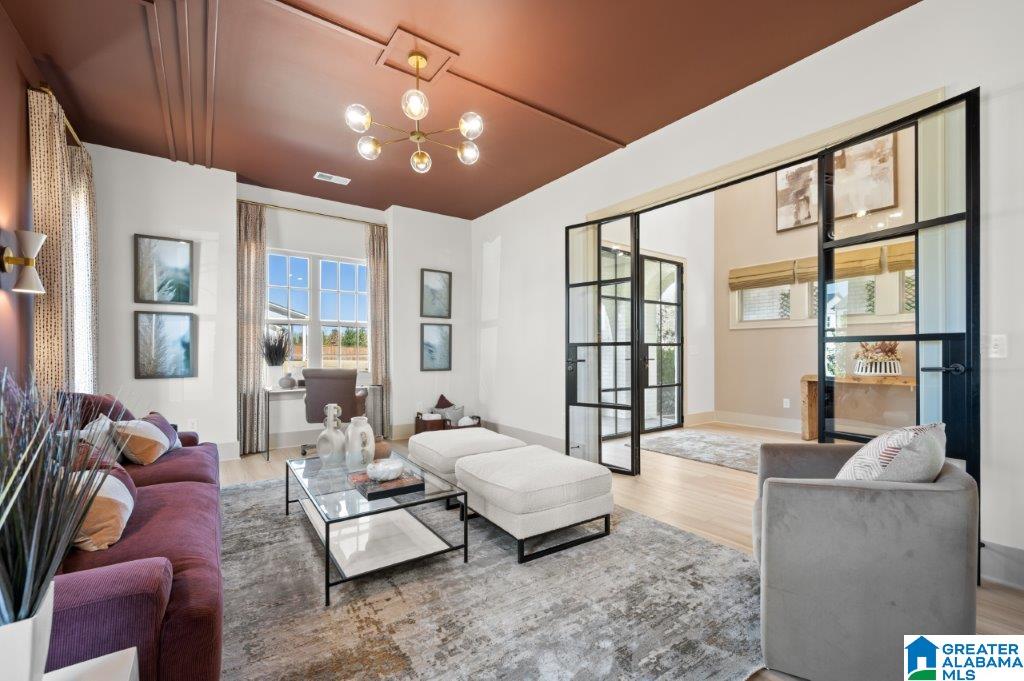 Homes for sale in Hoover, AL | 6112 Lynton Dr, Hoover, AL 35244 | MLS# 21436786