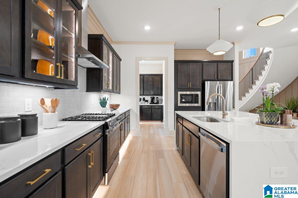 Homes for sale in Hoover, AL | 6112 Lynton Dr, Hoover, AL 35244 | MLS# 21436786