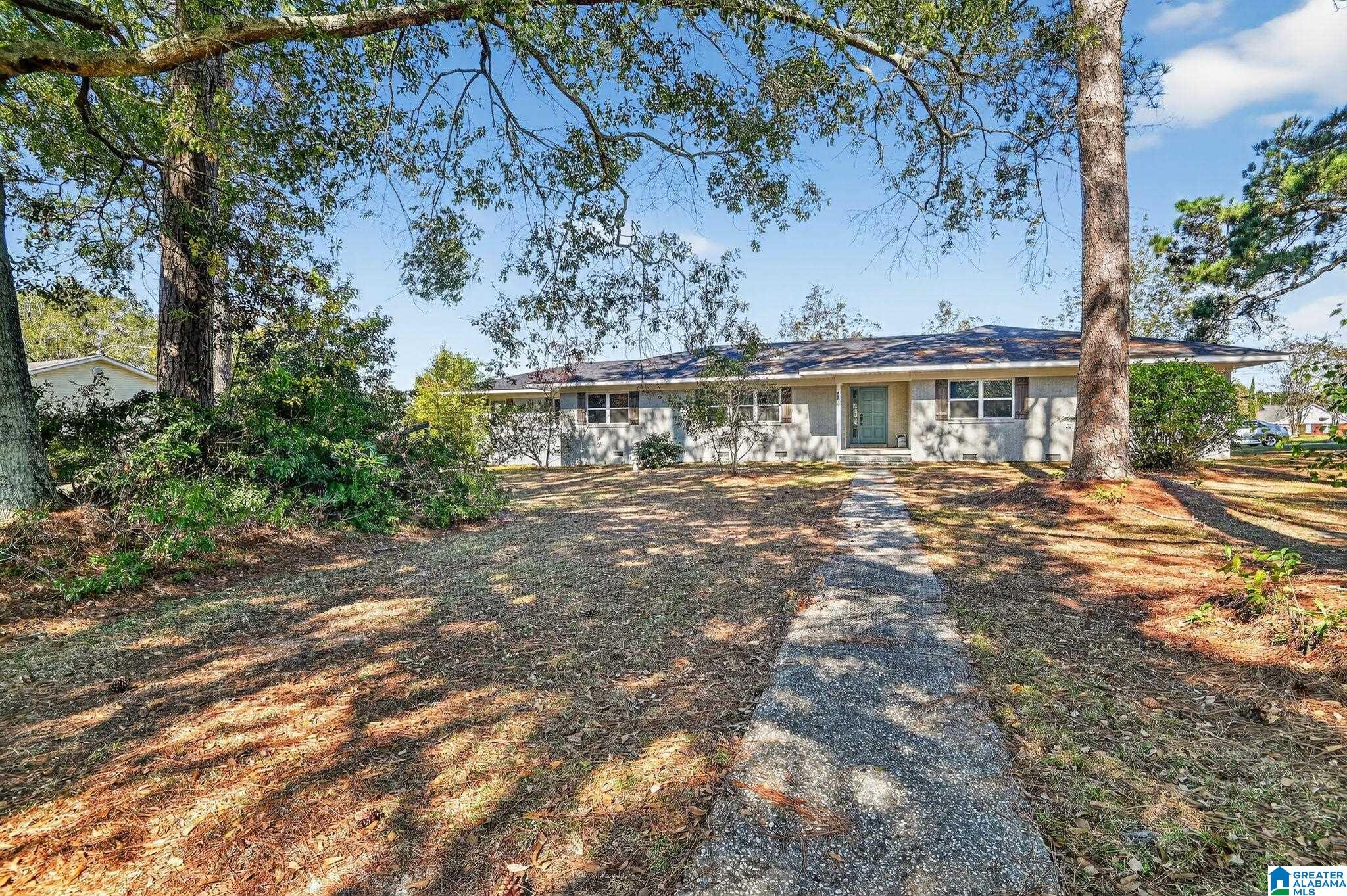 807 E HART AVENUE