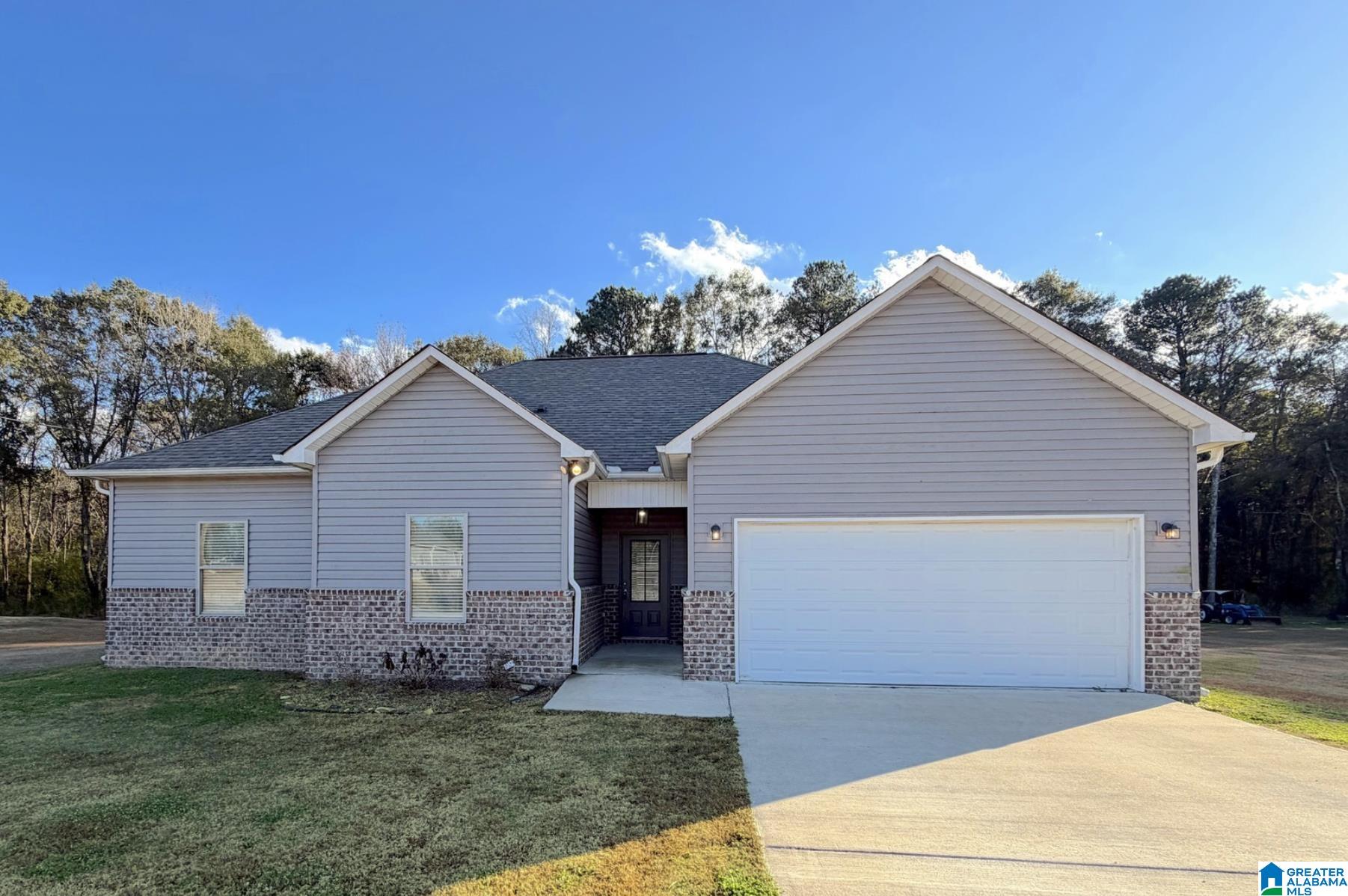 115 CROSSROADS CIRCLE