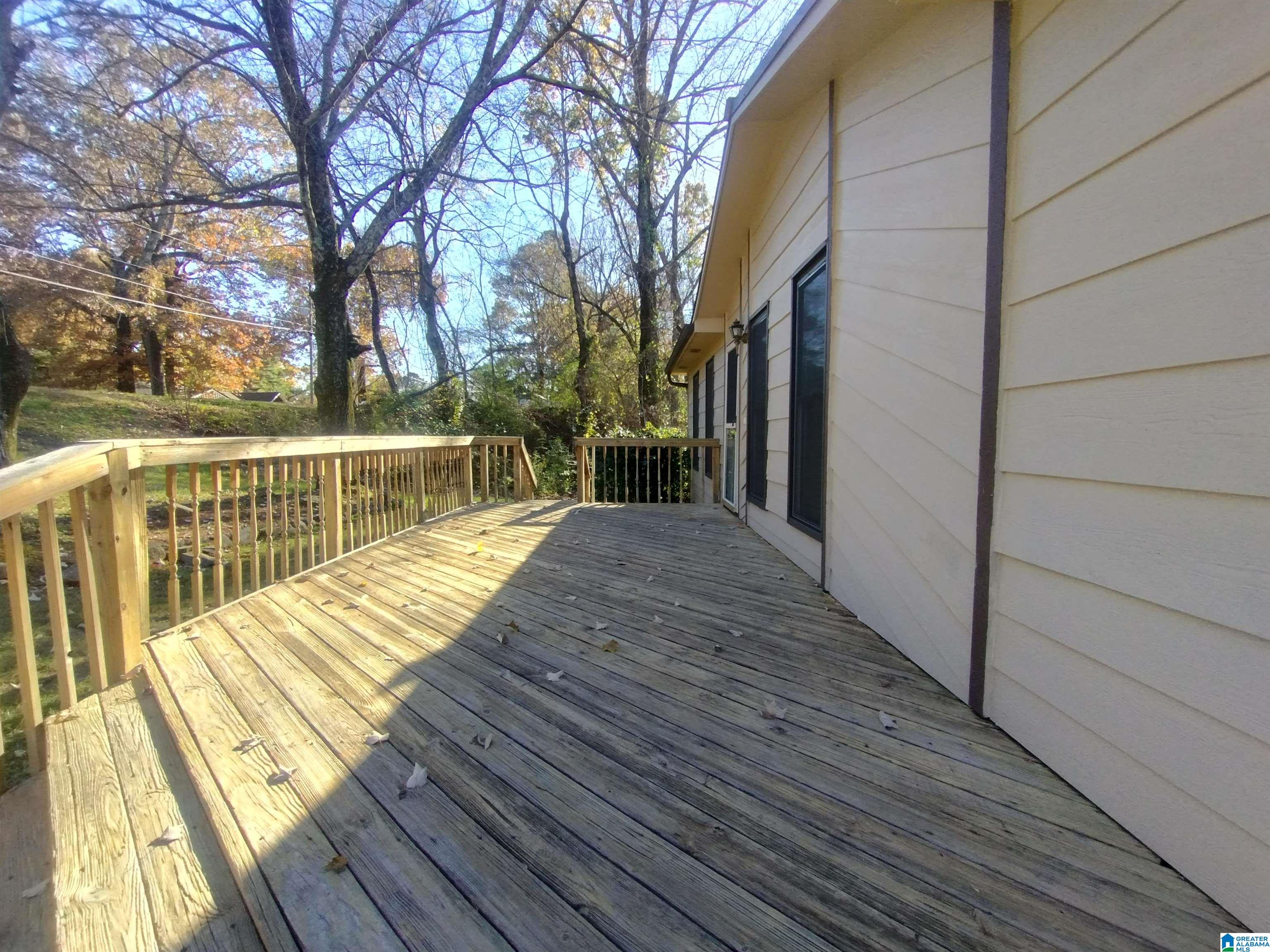 Photo 2 of Sale Pending at 722 Park Way, Fultondale, AL 35068 | MLS# 21437125 | Listing updated on 2026-08-18