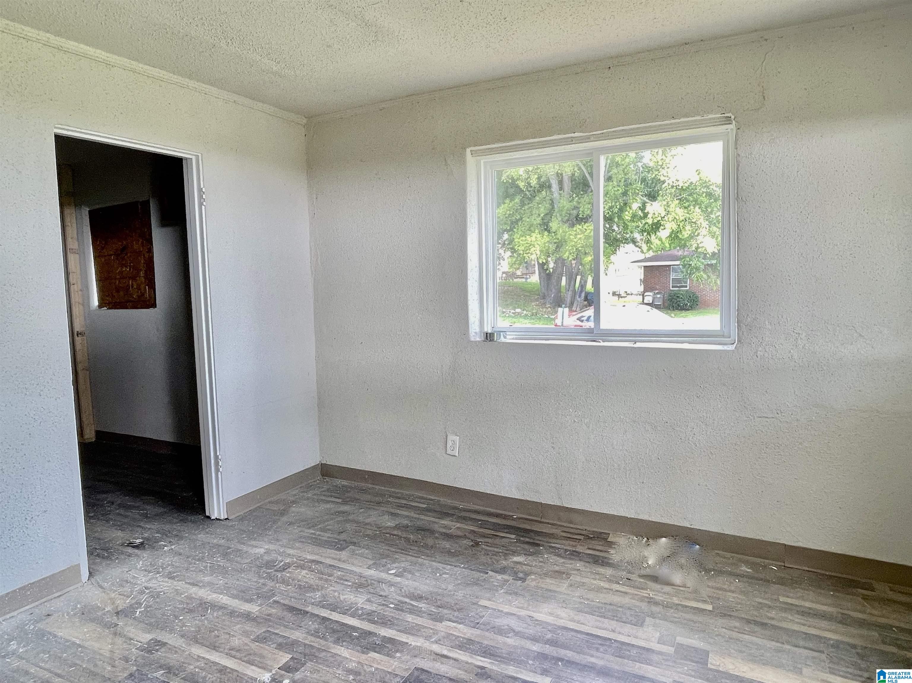 Homes for sale in Birmingham, AL | 826 1St Street W, Birmingham, AL 35204 | MLS# 21437136