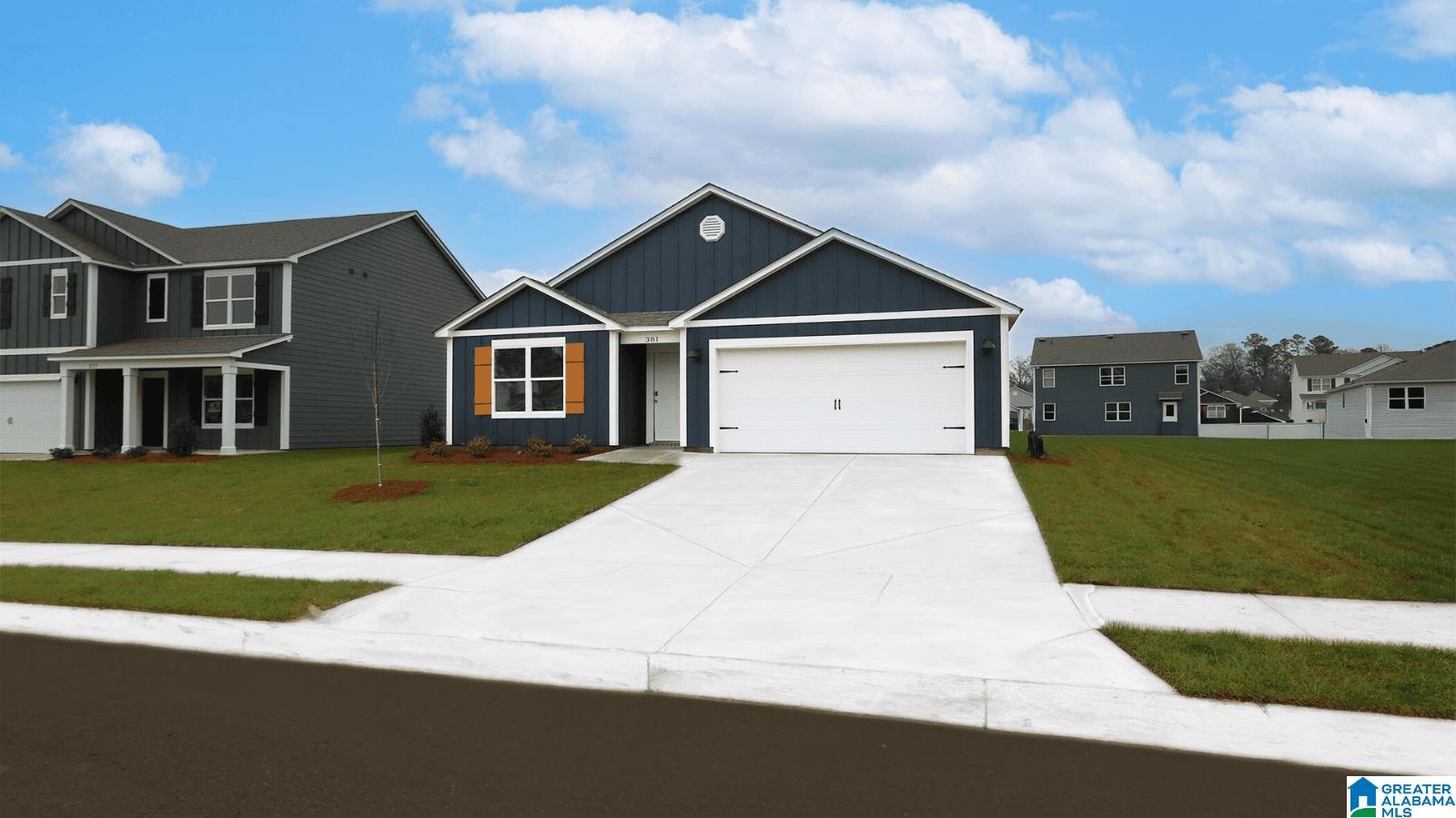 Homes for sale in Calera, AL | 381 Koslin Loop, Calera, AL 35040 | MLS# 21437169