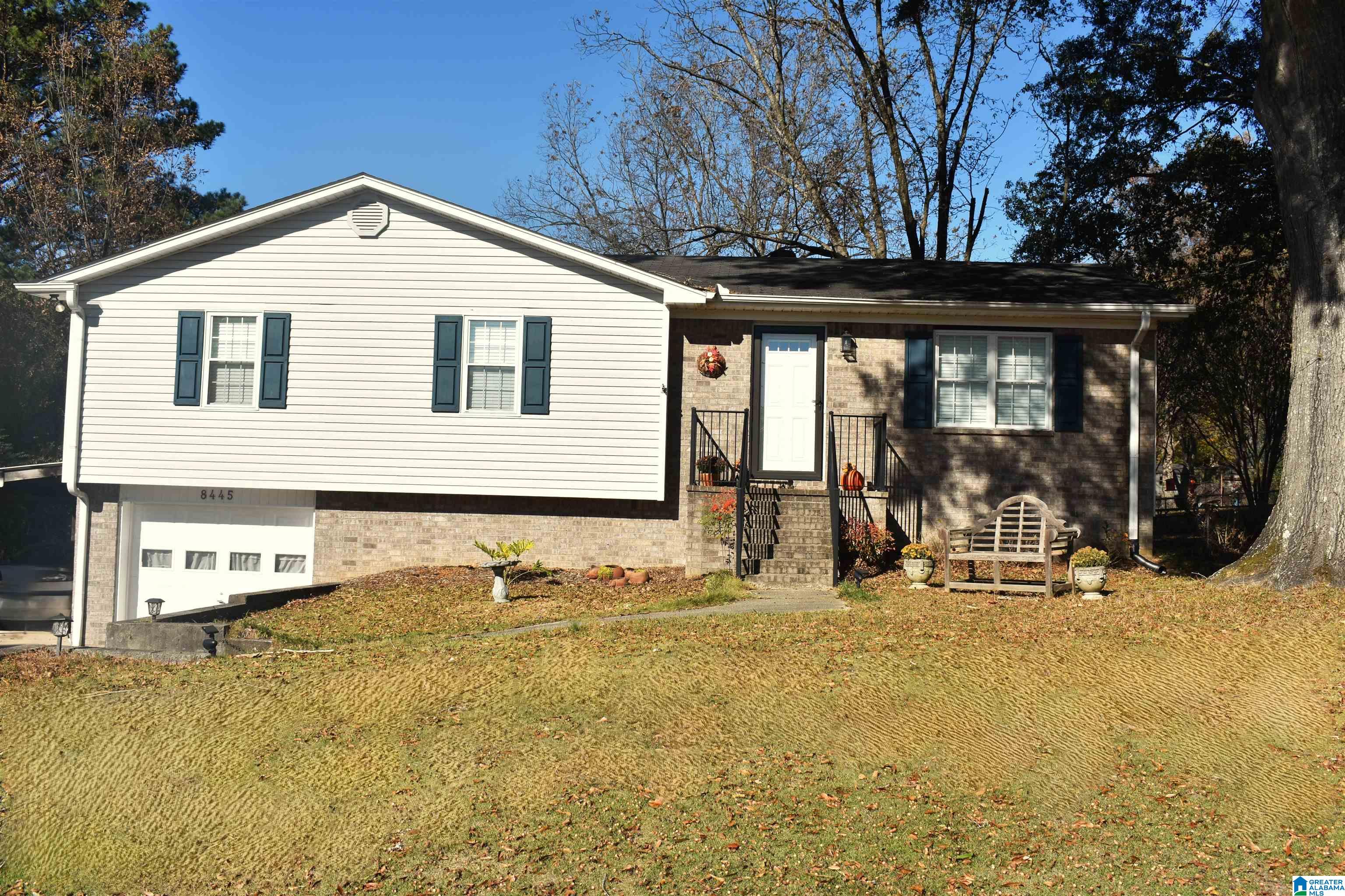 8445 COUNTRY CIRCLE