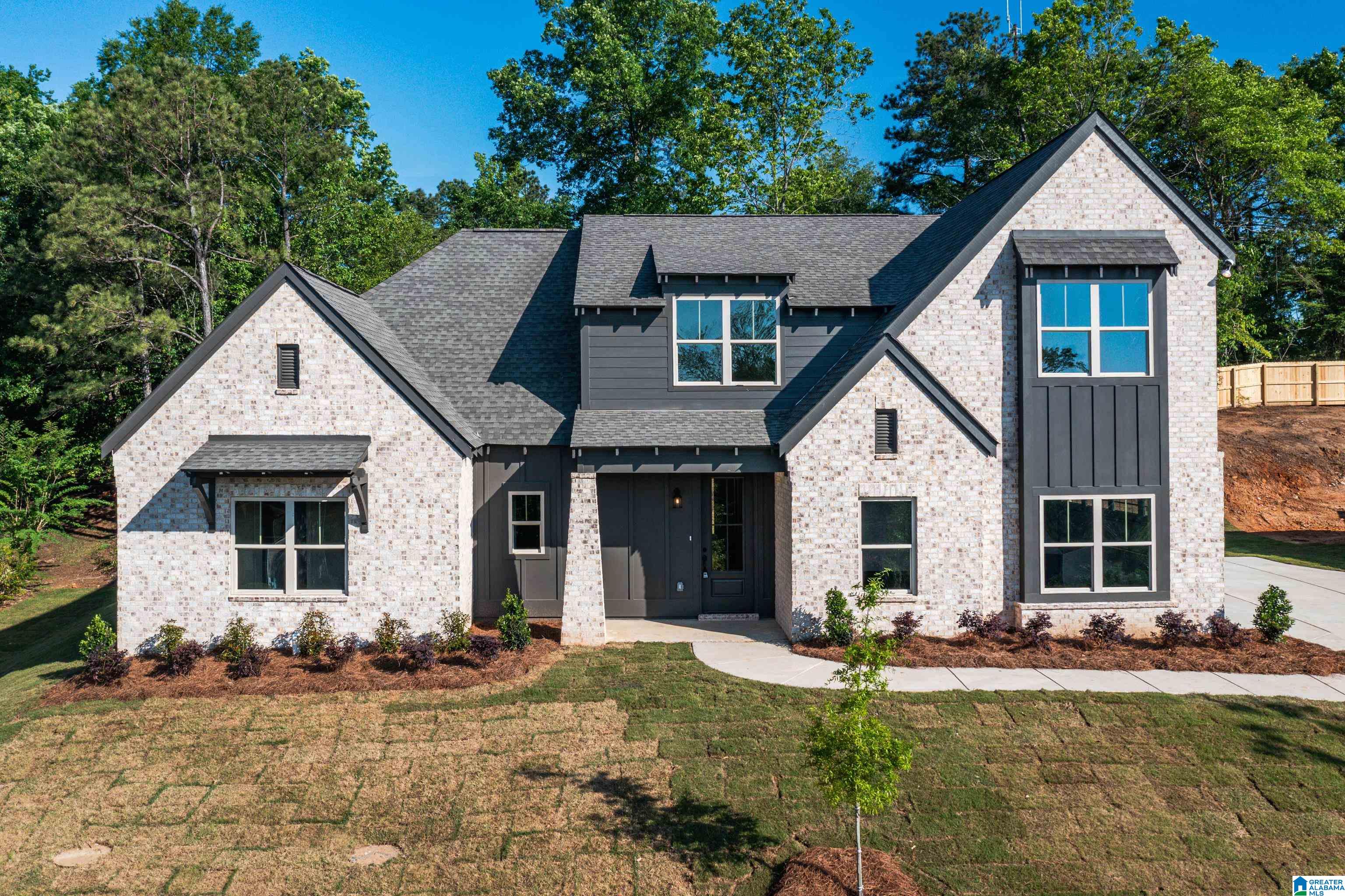 8415 DANIEL TRAIL