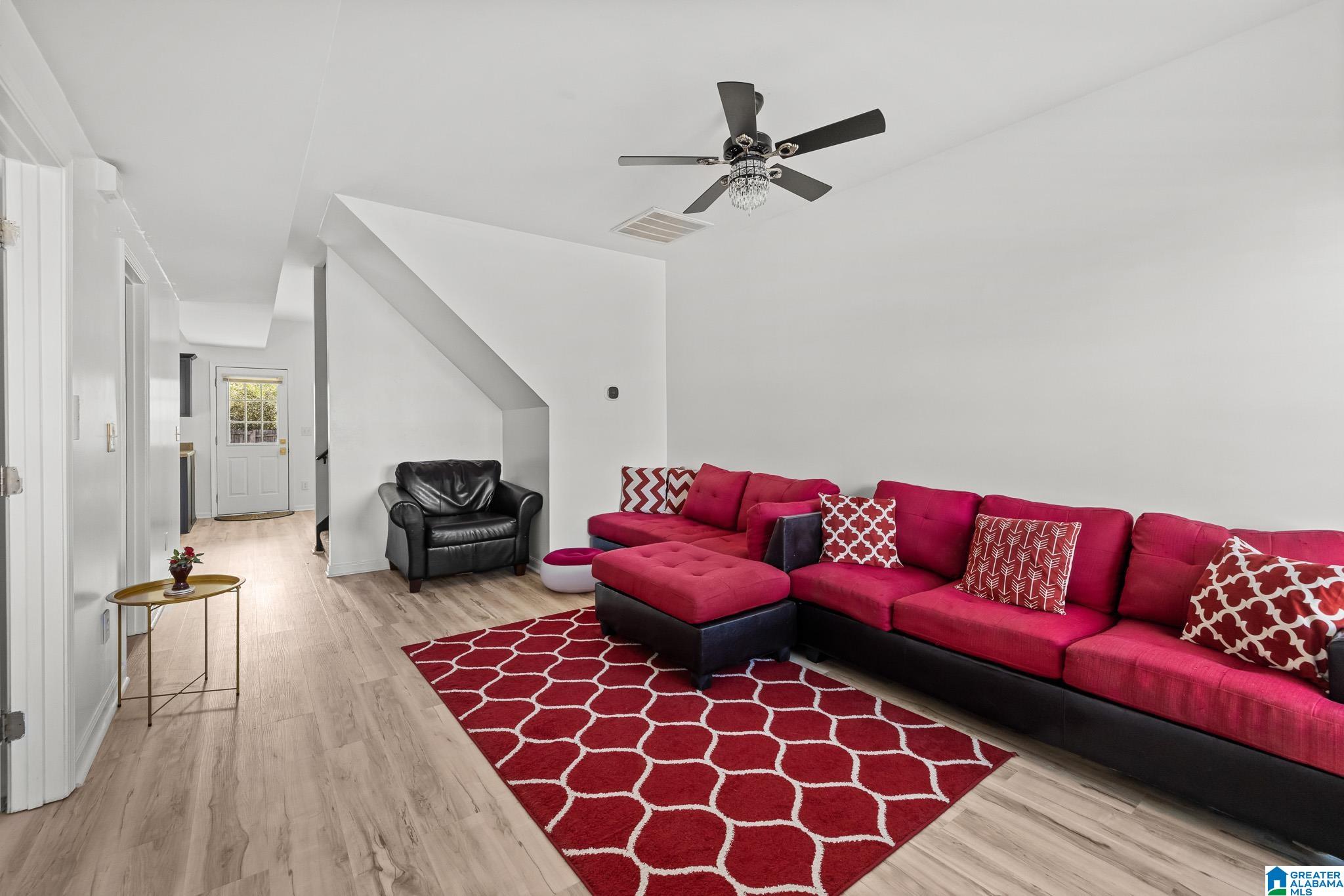 Homes for sale in Calera, AL | 165 Waterford Lake Dr, Calera, AL 35040 | MLS# 21437299