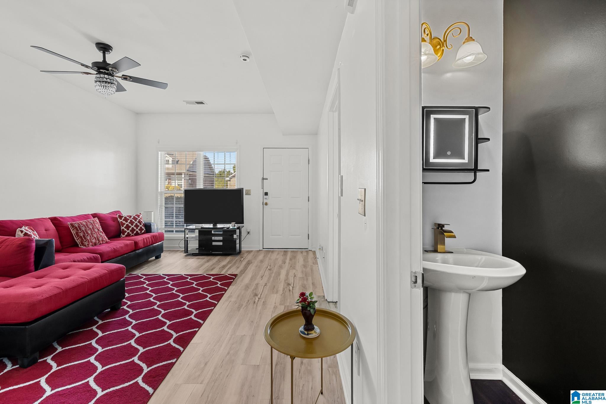 Homes for sale in Calera, AL | 165 Waterford Lake Dr, Calera, AL 35040 | MLS# 21437299