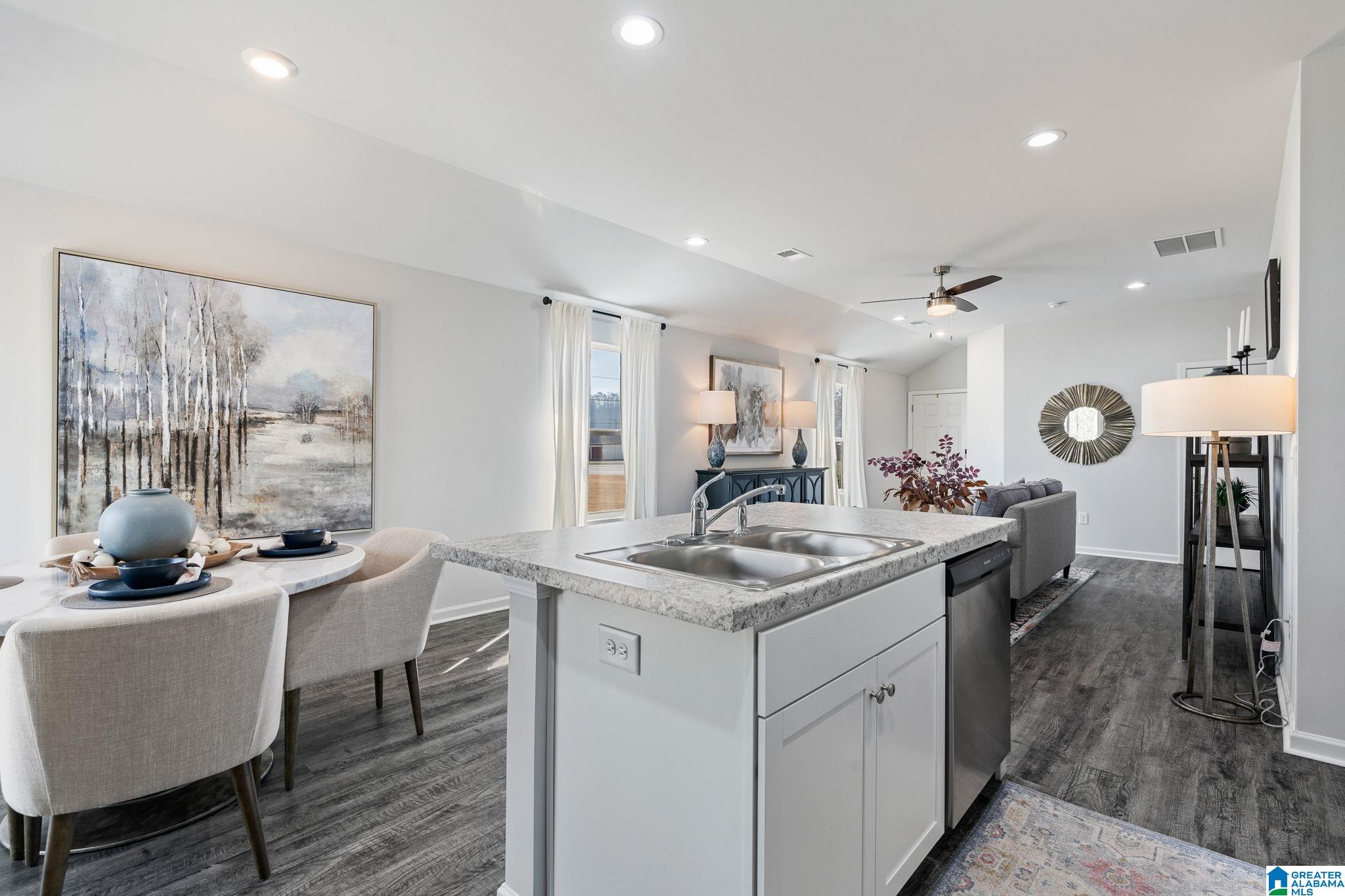 Homes for sale in Jemison, AL | 75 Jemison Trails Dr, Jemison, AL 35085 | MLS# 21437383