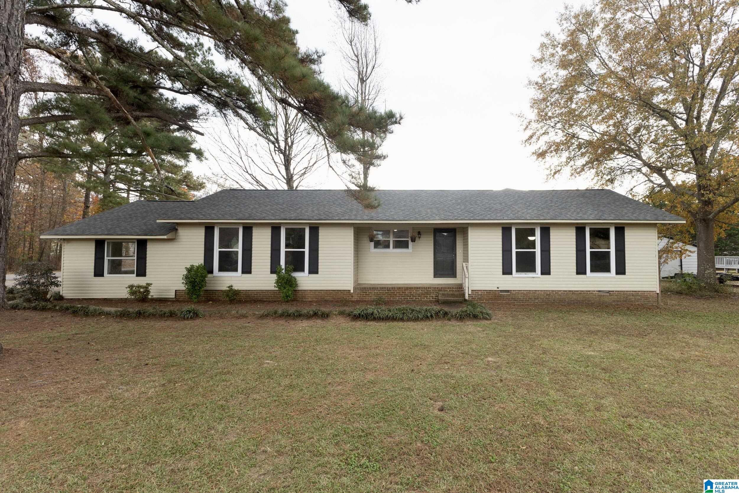 Homes for sale in Jasper, AL | 1401 Rutledge Lane, Jasper, AL 35503 | MLS# 21437428