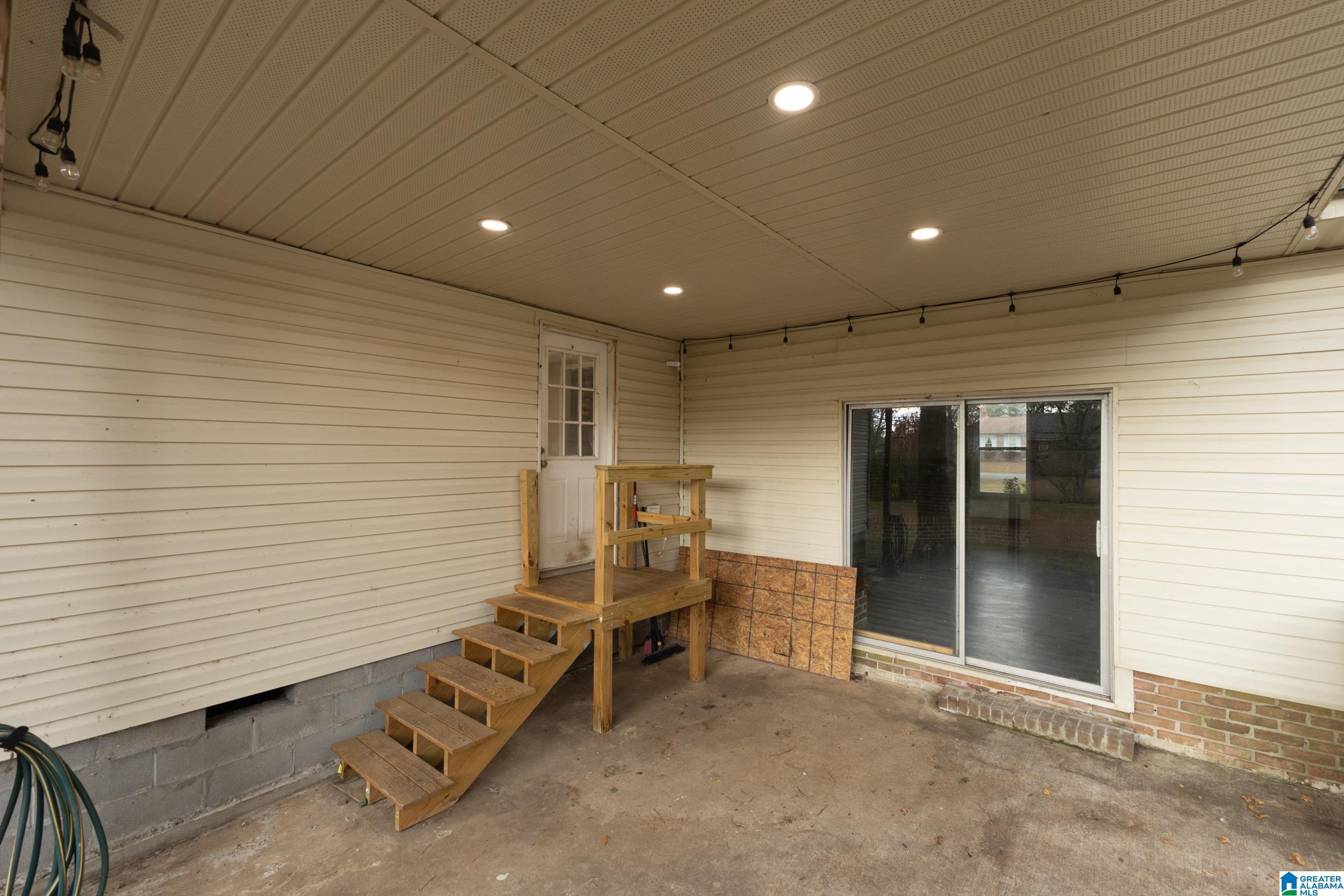 Homes for sale in Jasper, AL | 1401 Rutledge Lane, Jasper, AL 35503 | MLS# 21437428