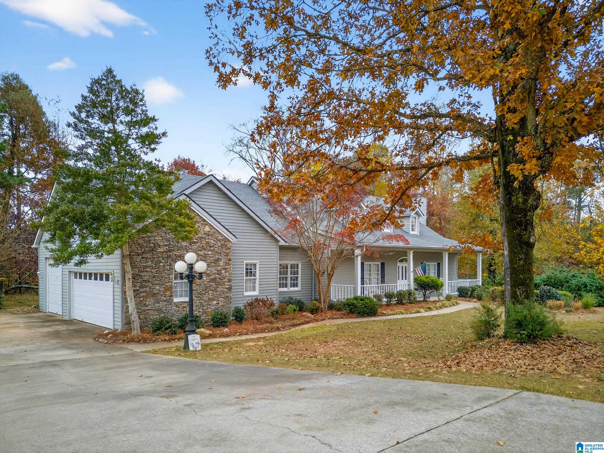178 HUNTINGTON TRACE