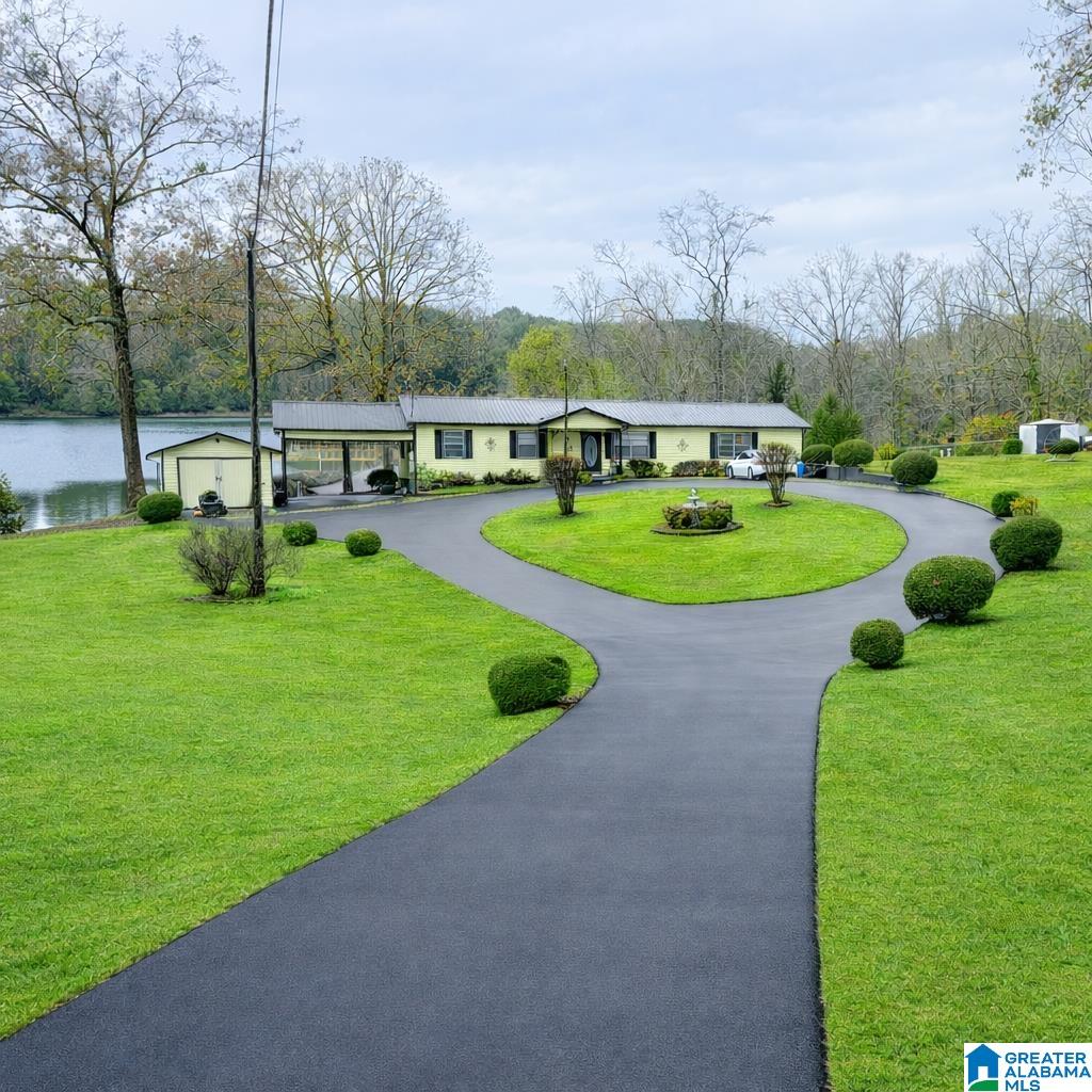 Homes for sale in Ohatchee, AL | 497 Lakeshore Dr, Ohatchee, AL 36271 | MLS# 21437681
