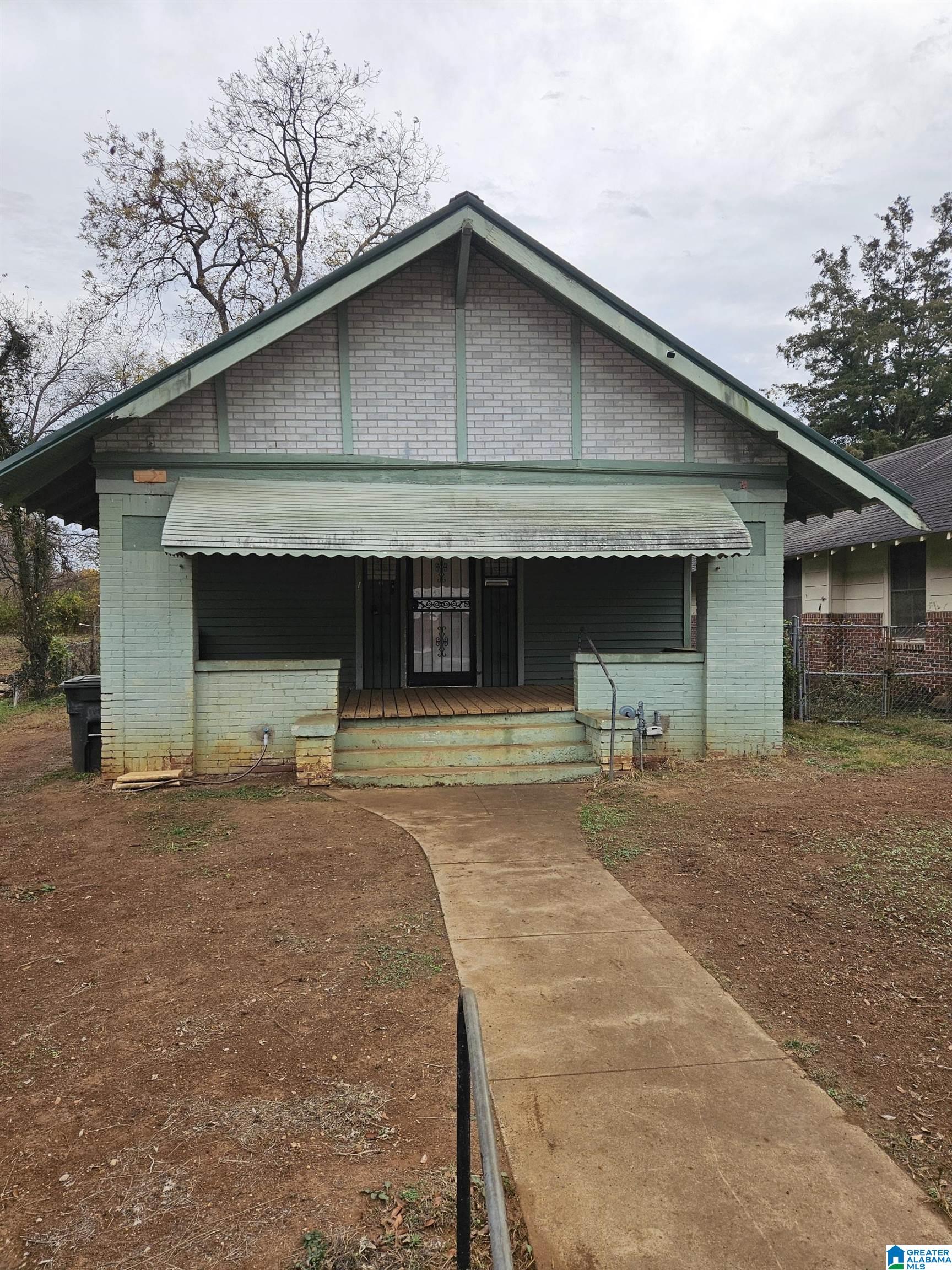 1557 COTTON AVENUE SW