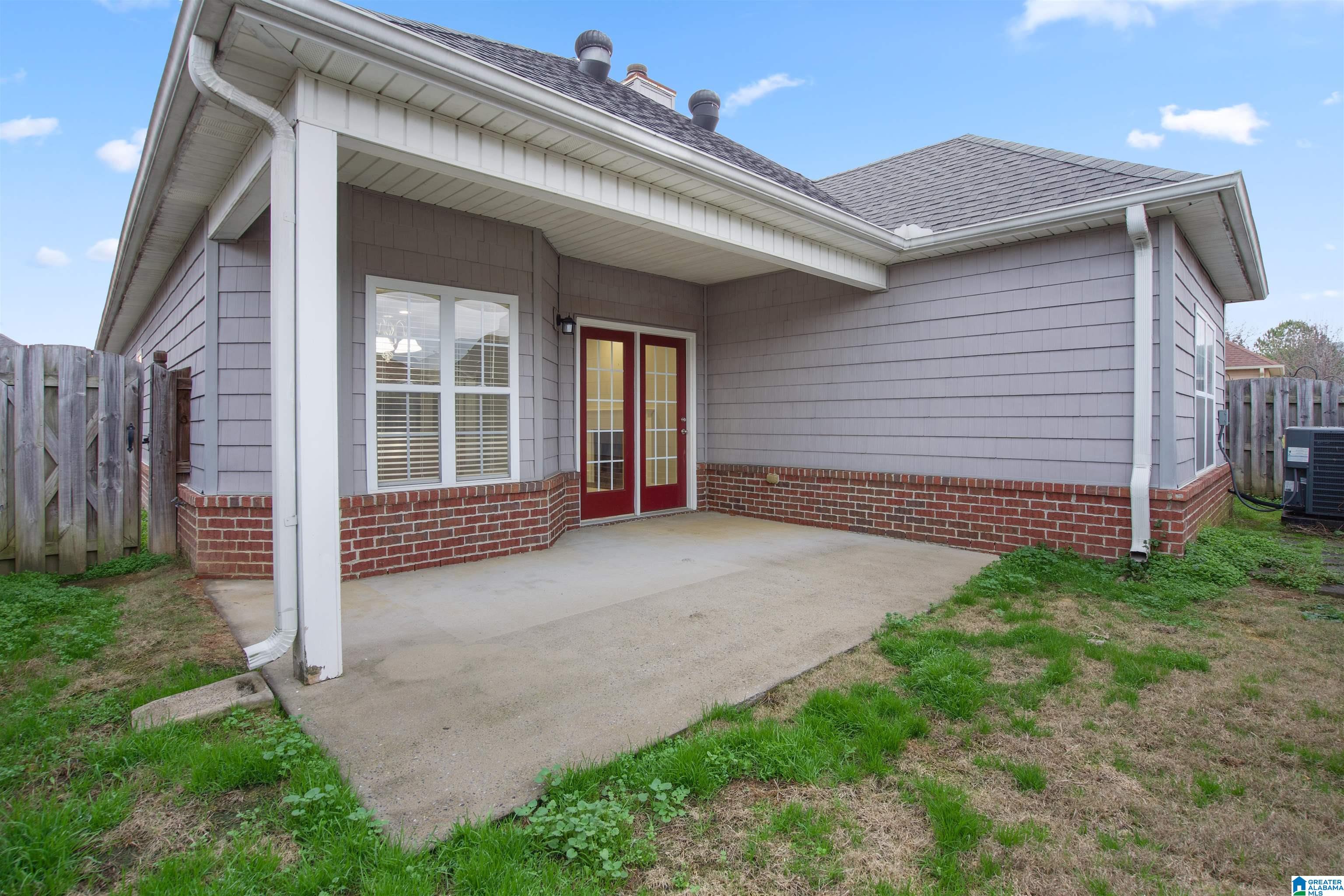 Homes for sale in Chelsea, AL | 2032 Fairbank Circle, Chelsea, AL 35043 | MLS# 21437712