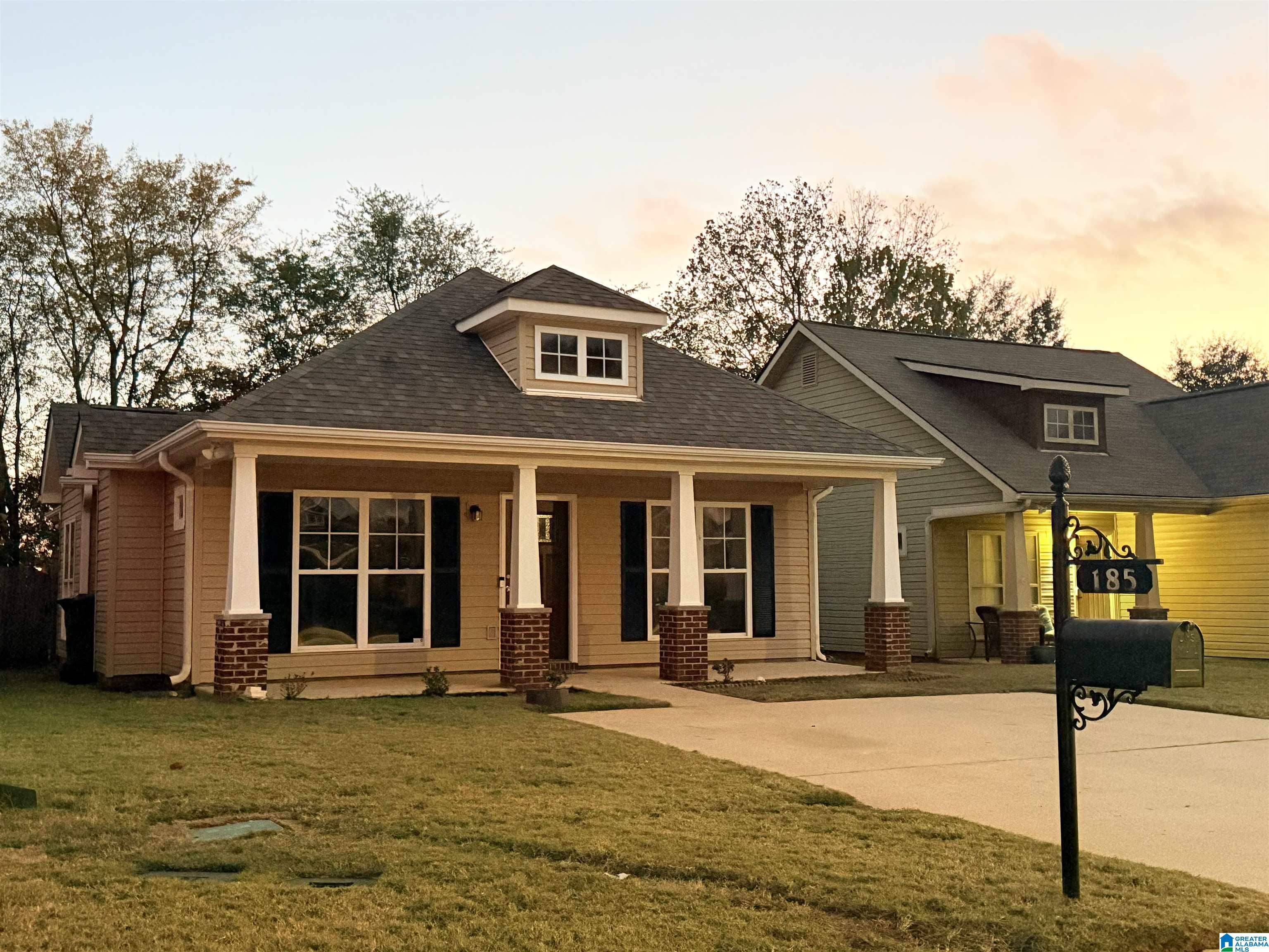 185 CREEKSTONE TRAIL