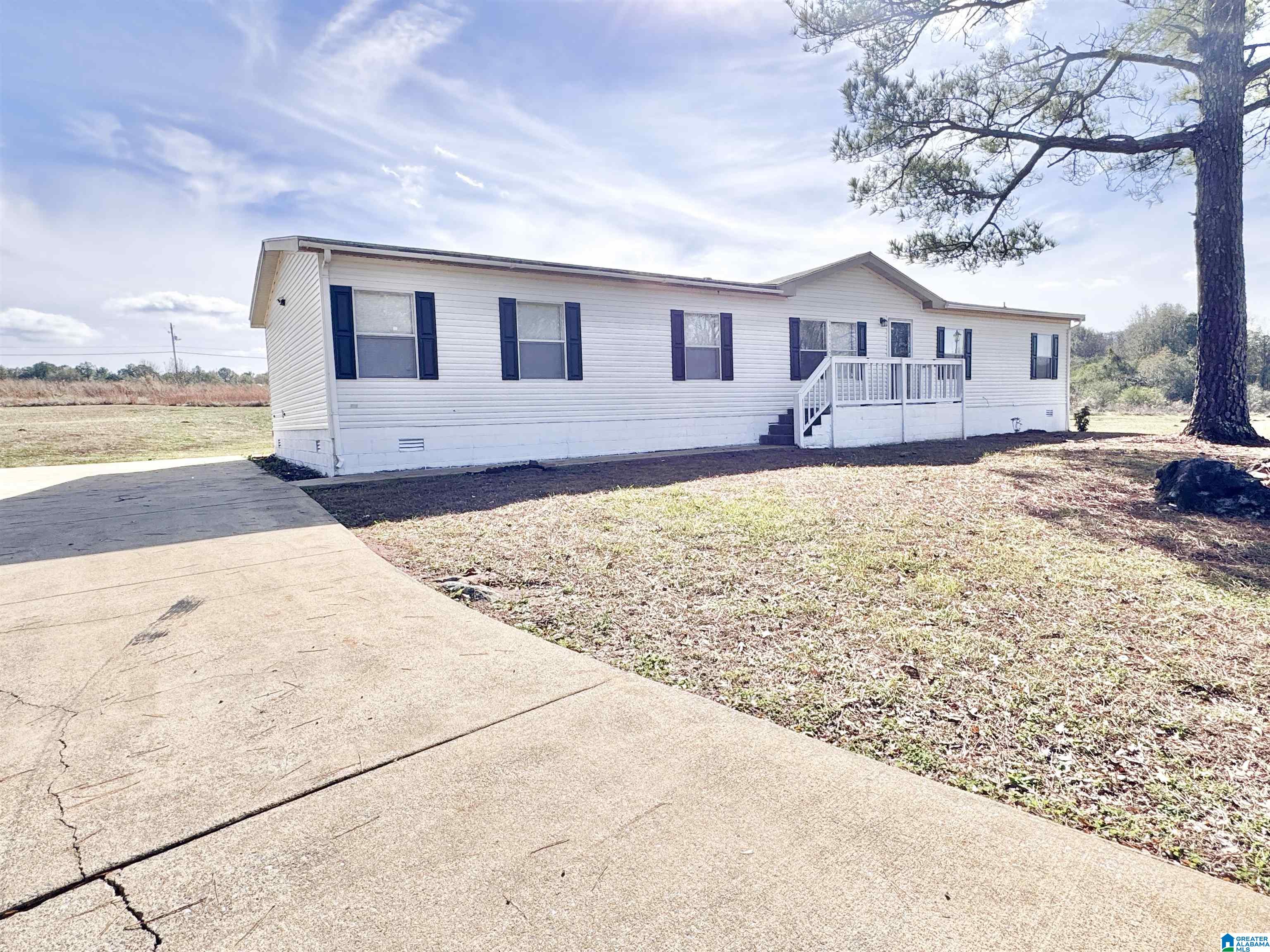Homes for sale in Talladega, AL | 152 Town Creek Lane, Talladega, AL 35160 | MLS# 21437821