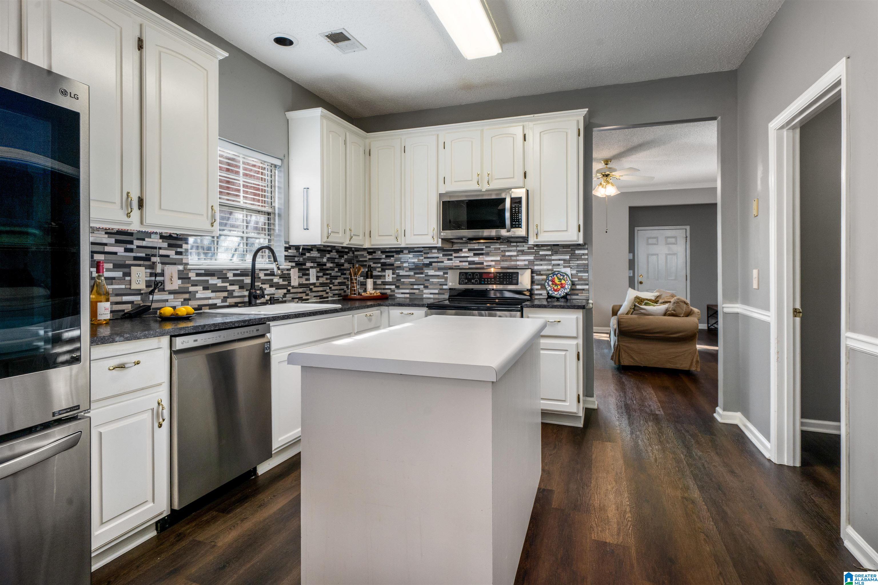 Homes for sale in Pelham, AL | 109 Canyon Trail, Pelham, AL 35124 | MLS# 21437834