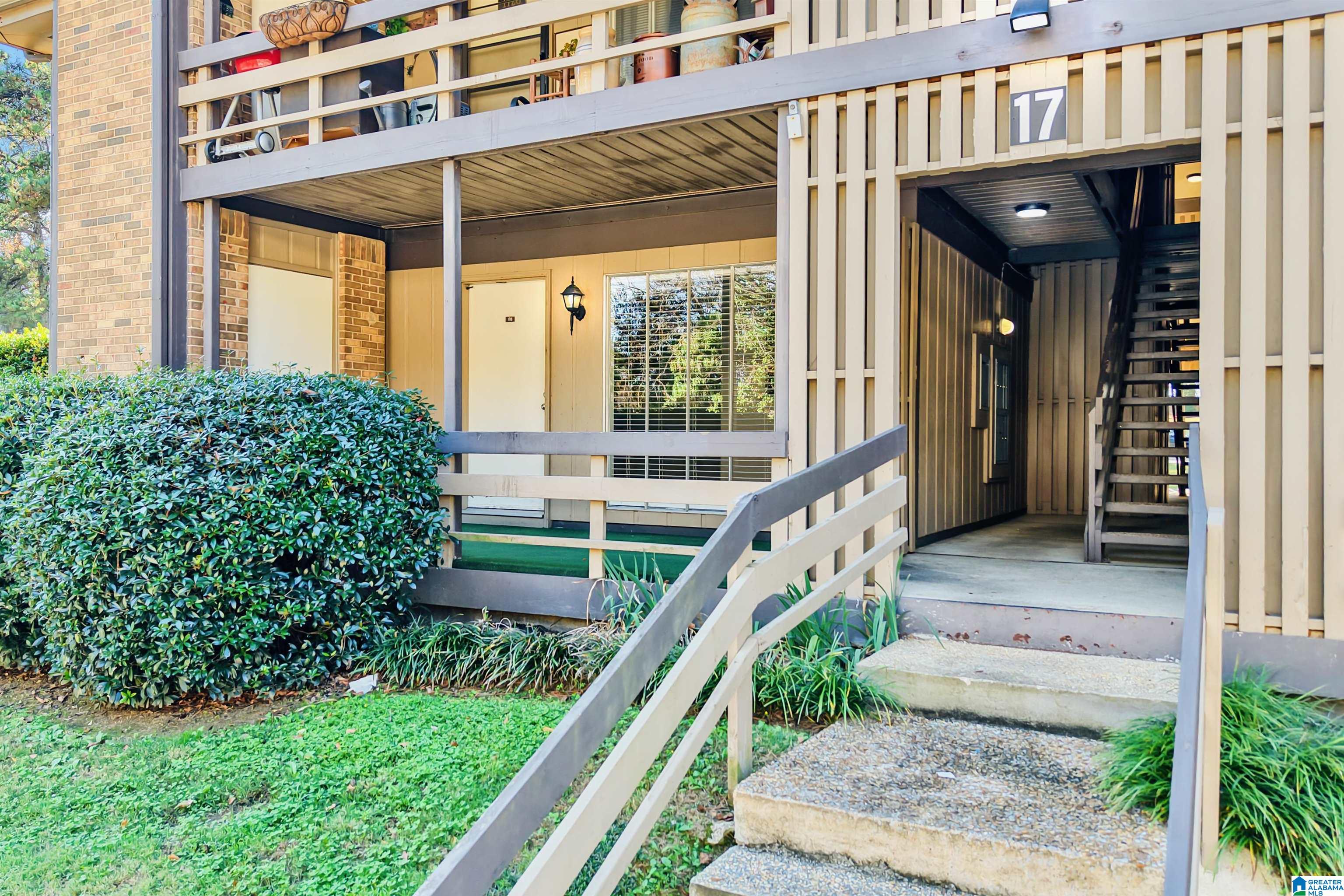 Homes for sale in Hoover, AL | 3101 Lorna Road #1718, Hoover, AL 35216 | MLS# 21437868