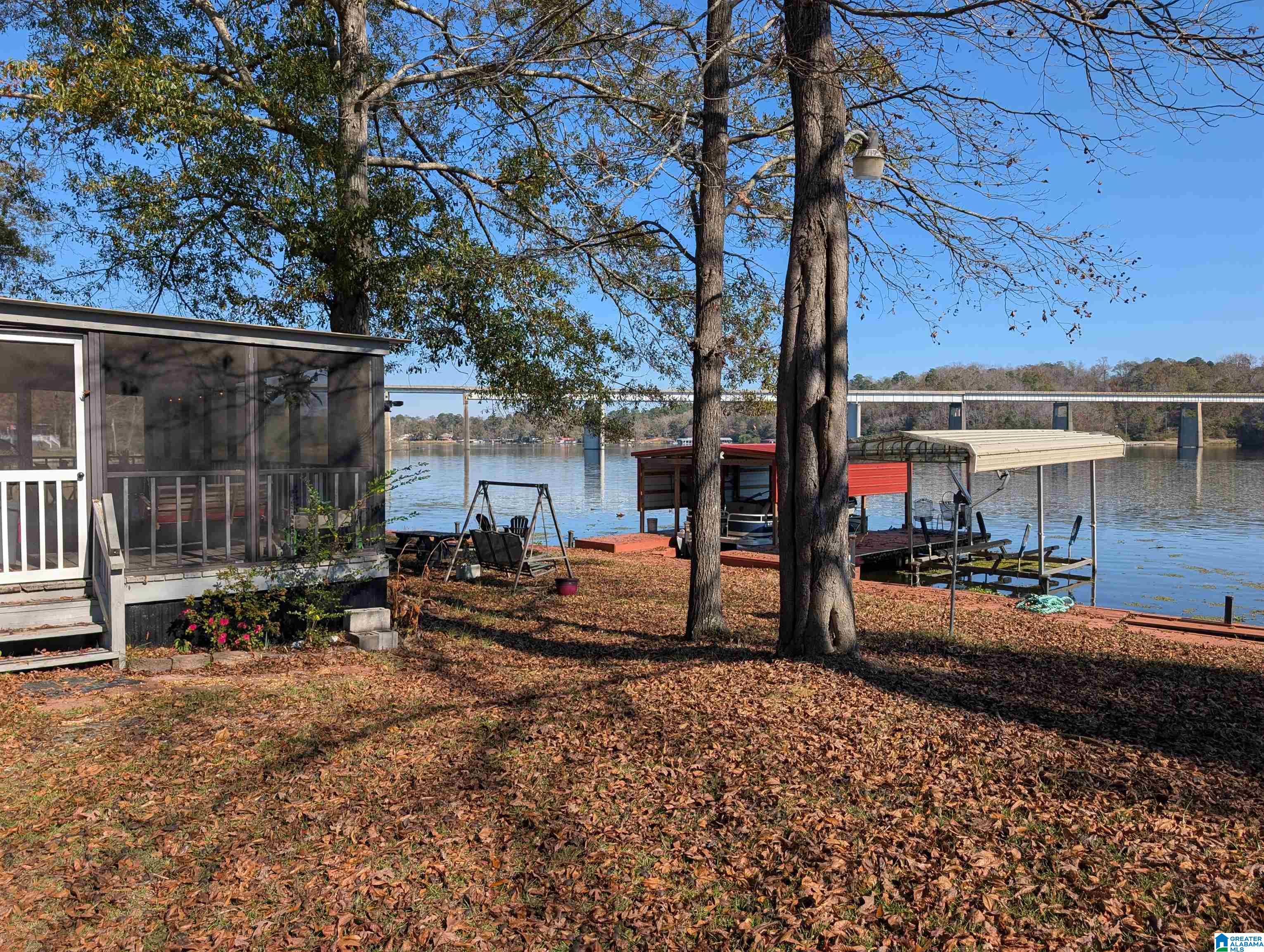 523 MARINA ROAD