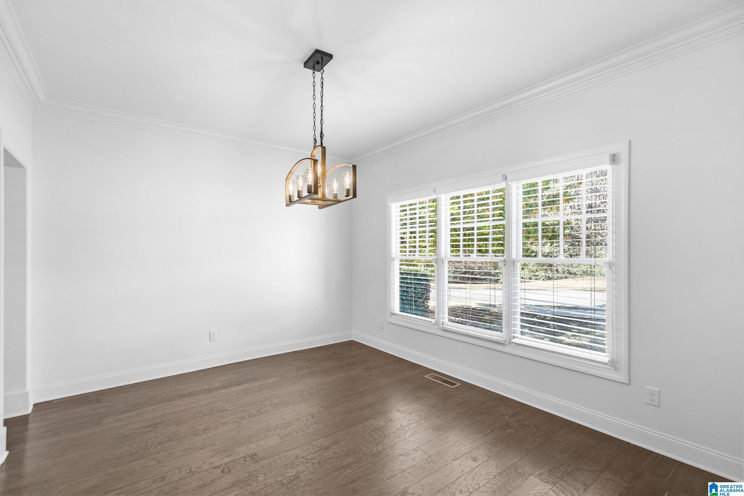 Homes for sale in Hoover, AL | 3690 James Hill Terrace, Hoover, AL 35226 | MLS# 21438106