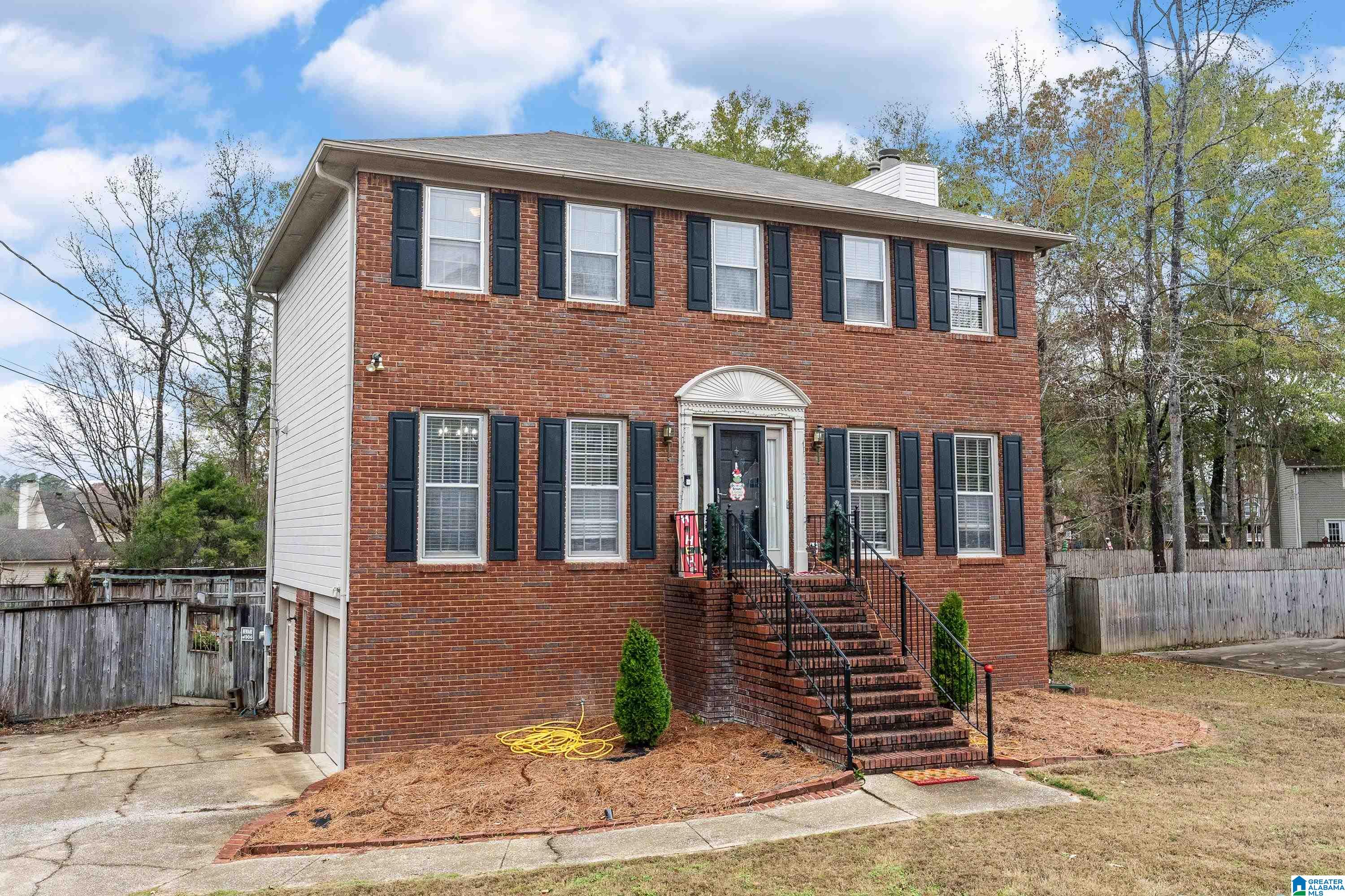 1212 ASH COVE