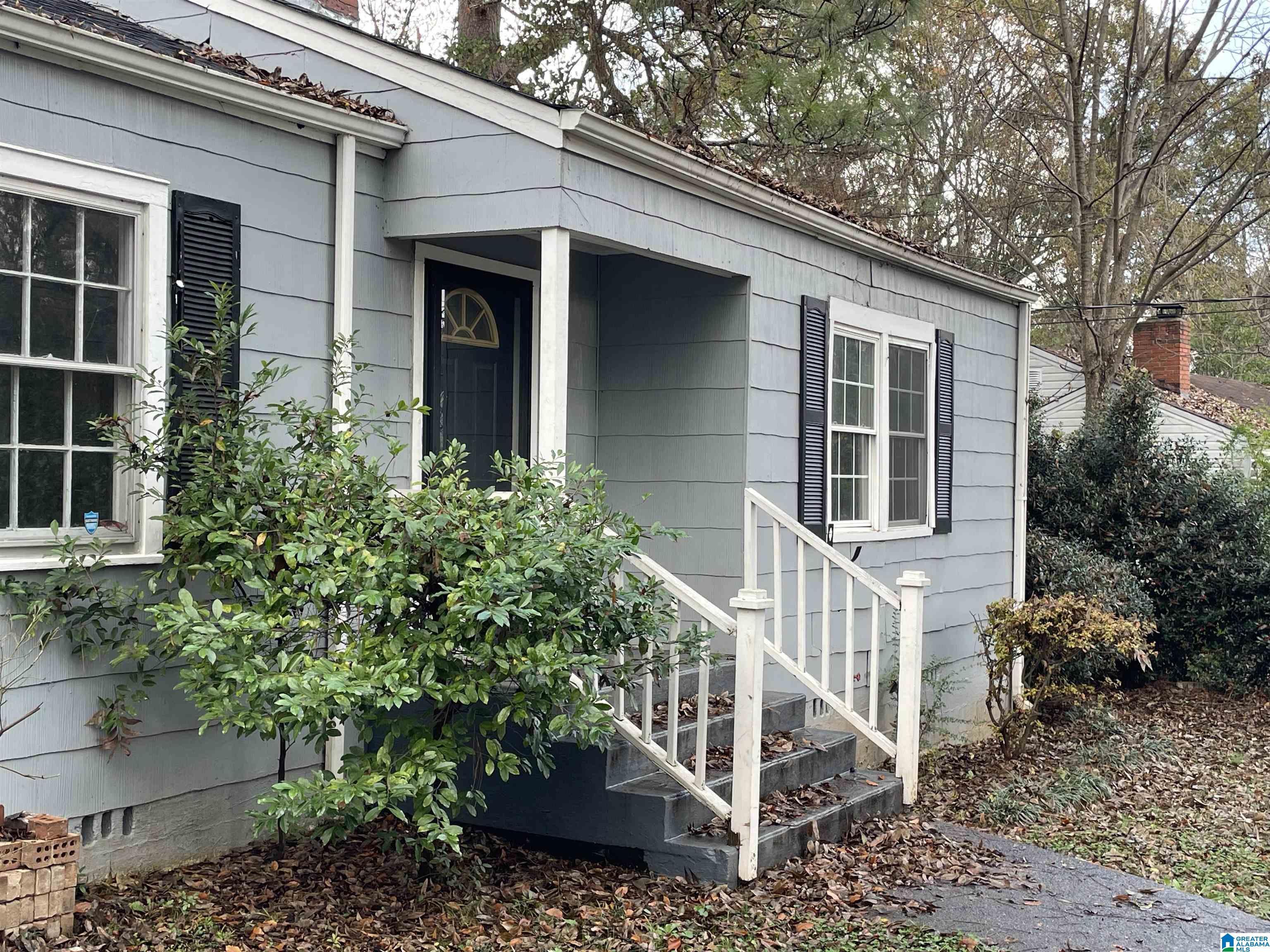 Homes for sale in Birmingham, AL | 616 Camp Circle, Birmingham, AL 35215 | MLS# 21438171