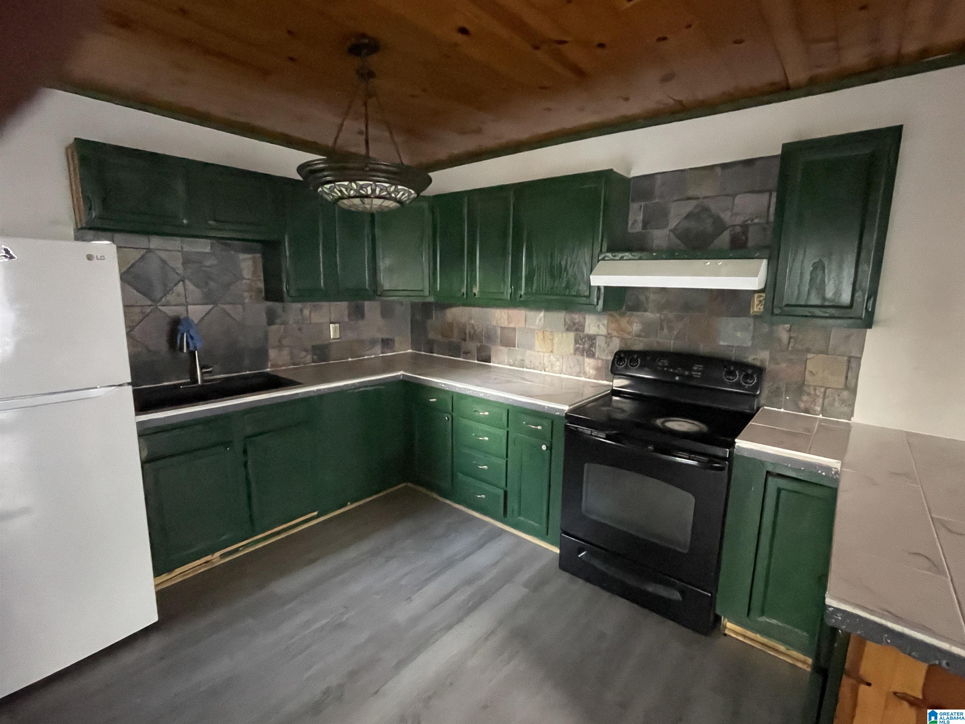 Homes for sale in Birmingham, AL | 616 Camp Circle, Birmingham, AL 35215 | MLS# 21438171