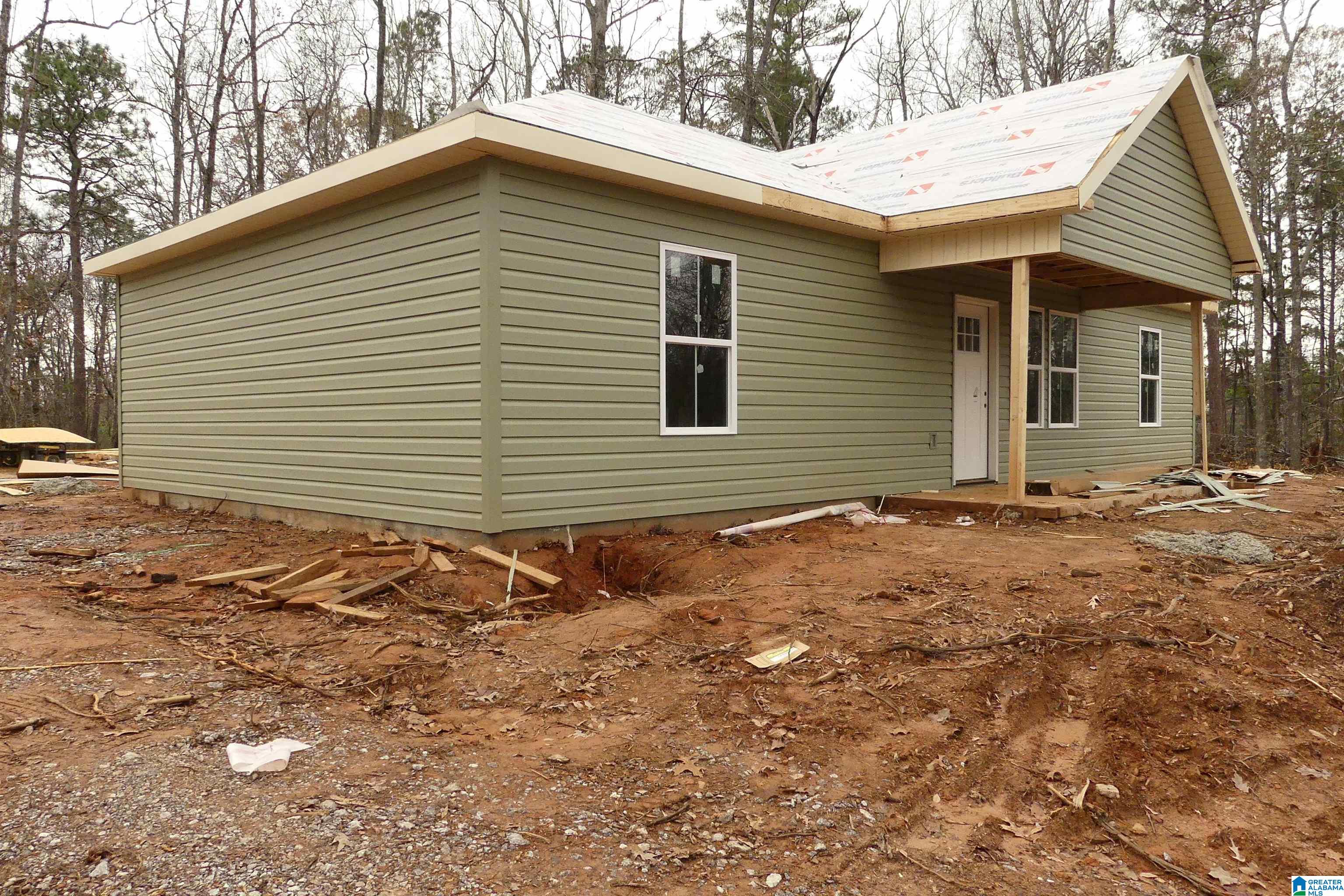 Homes for sale in Roanoke, AL | 150 County Road 61, Roanoke, AL 36274 | MLS# 21438183