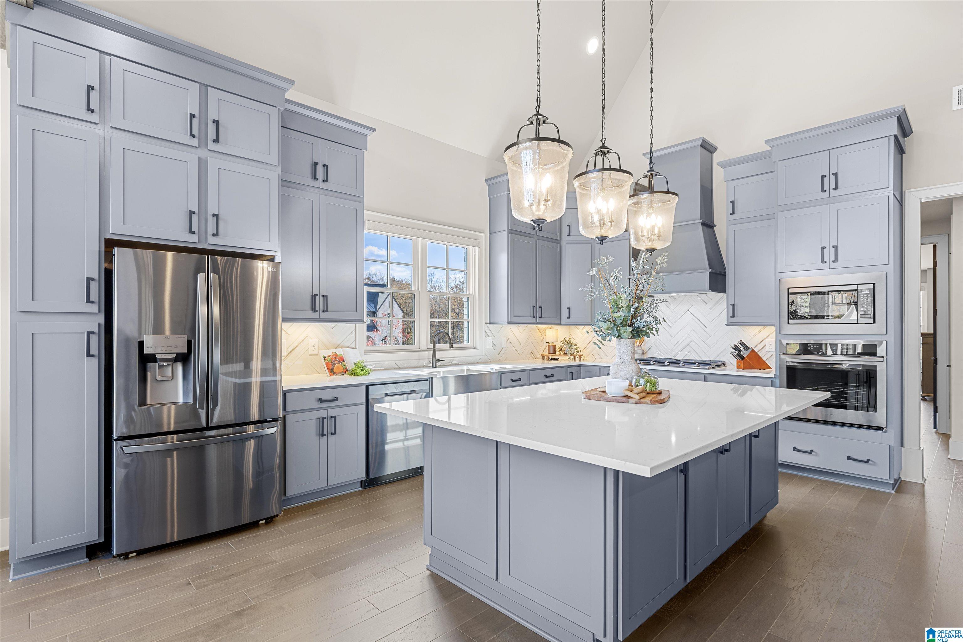 Homes for sale in Hoover, AL | 937 Livvy Lane, Hoover, AL 35244 | MLS# 21438271