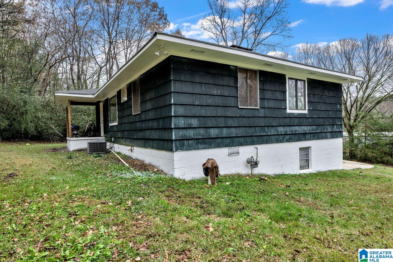 Homes for sale in Birmingham, AL | 2020 Tishamingo Dr, Birmingham, AL 35217 | MLS# 21438274