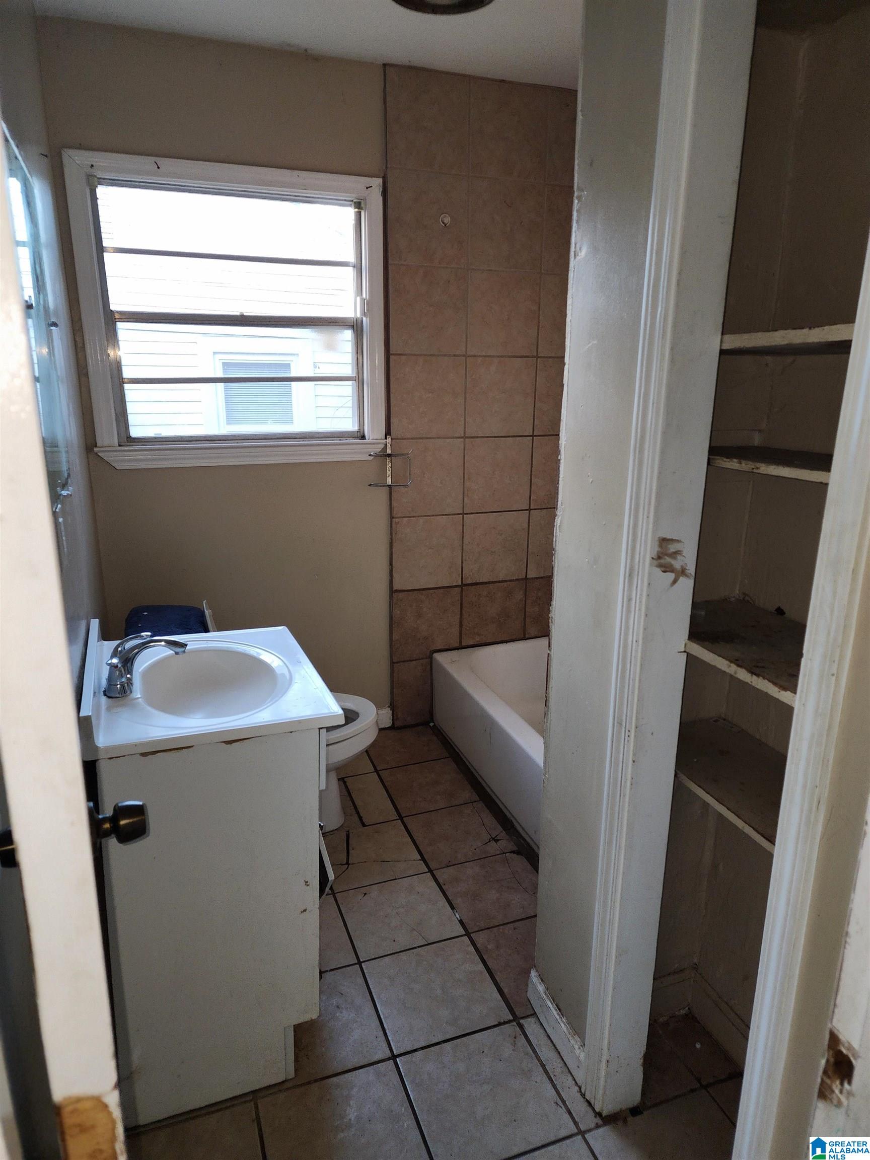 Homes for sale in Birmingham, AL | 1508 W 51St Street, Birmingham, AL 35208 | MLS# 21438282