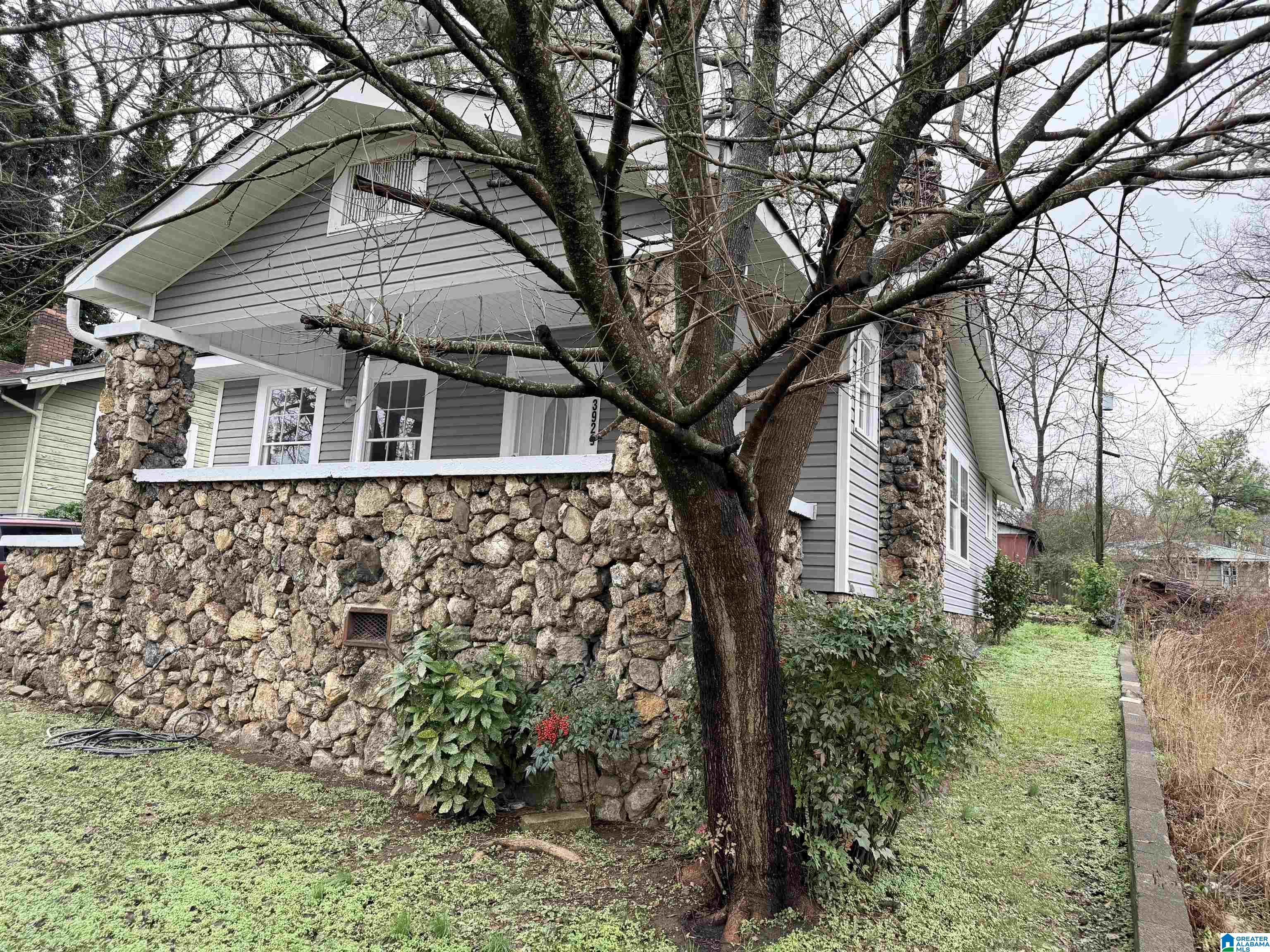 Homes for sale in Birmingham, AL | 3929 41st Avenue N, Birmingham, AL 35217 | MLS# 21438377