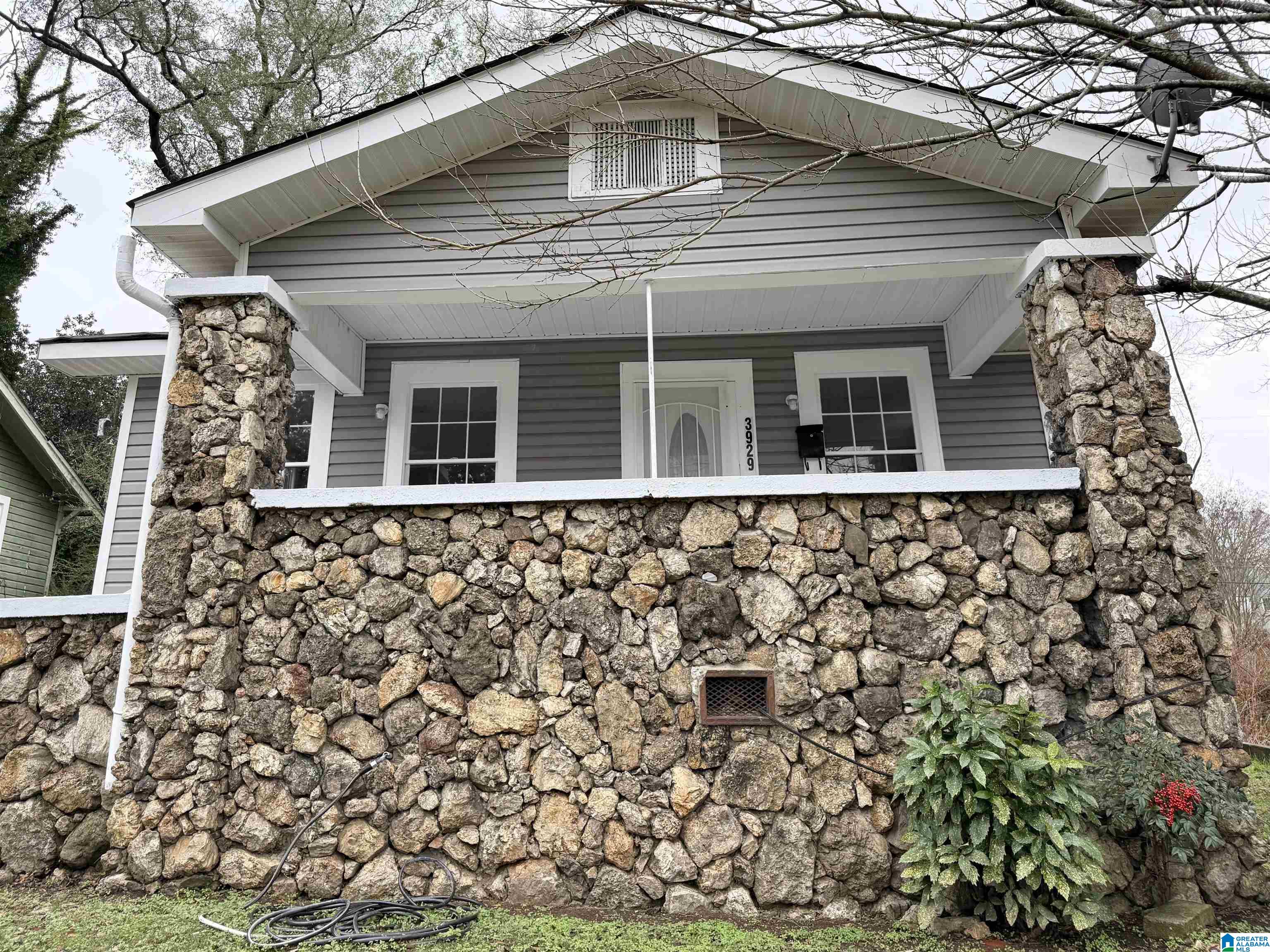 Homes for sale in Birmingham, AL | 3929 41St Avenue N, Birmingham, AL 35217 | MLS# 21438377