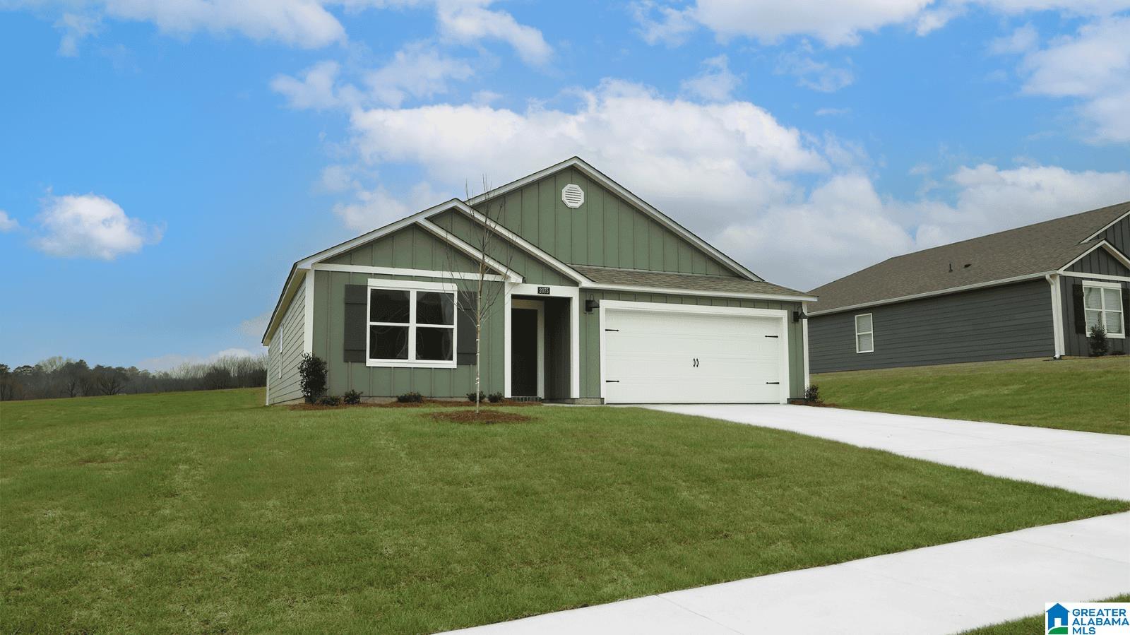 Homes for sale in Pell City, AL | 2075 Ogletree Pl, Pell City, AL 35125 | MLS# 21438455